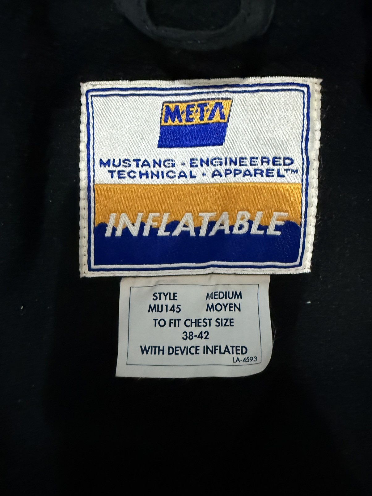 Vintage ***FINAL DROP***RARE 00s MUSTANG SURVIVAL BLOW UP JACKET M Size US M / EU 48-50 / 2 - 14 Thumbnail