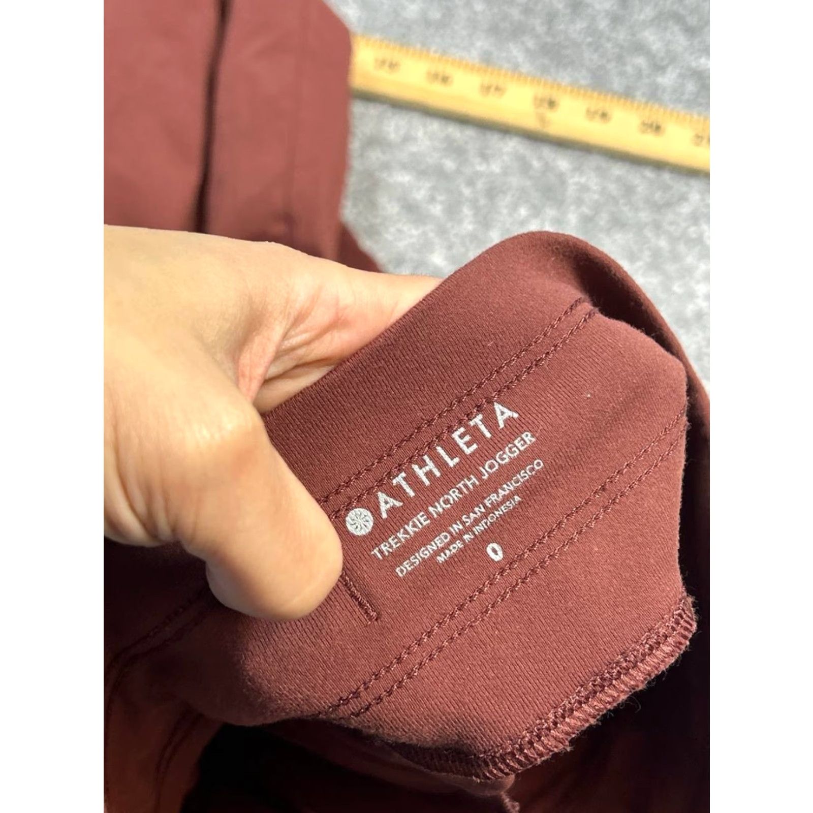 Athleta Athleta Trekkie North Jogger Pants Womens 0 Brown Stretch Mid Rise Tapered Leg Size 25" / US 0 / IT 36 - 7 Thumbnail