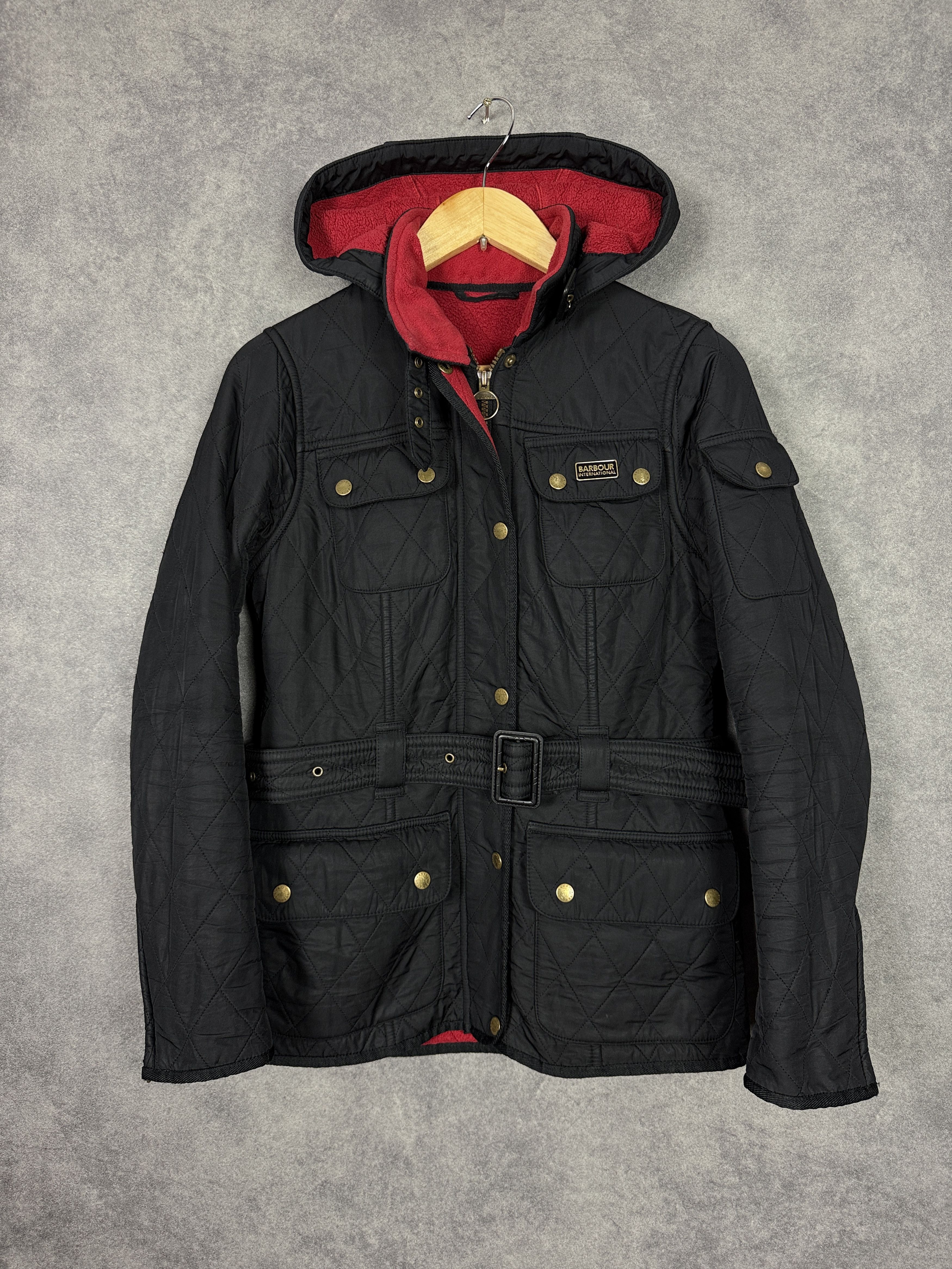 Barbour Barbour International quilted jacket with belt mini logo Size S / US 4 / IT 40 - 1 Thumbnail