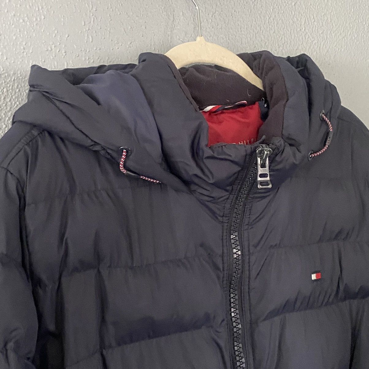 Tommy Hilfiger Tommy Hilfiger Navy Blue Red Winter Puffer Jacket Size L Size US L / EU 52-54 / 3 - 4 Thumbnail