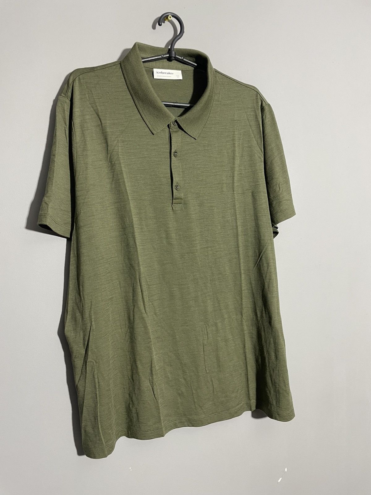 Icebreaker Ice Breaker Merino Wool Men’s Olive Polos size XXL Size US XXL / EU 58 / 5 - 2 Thumbnail