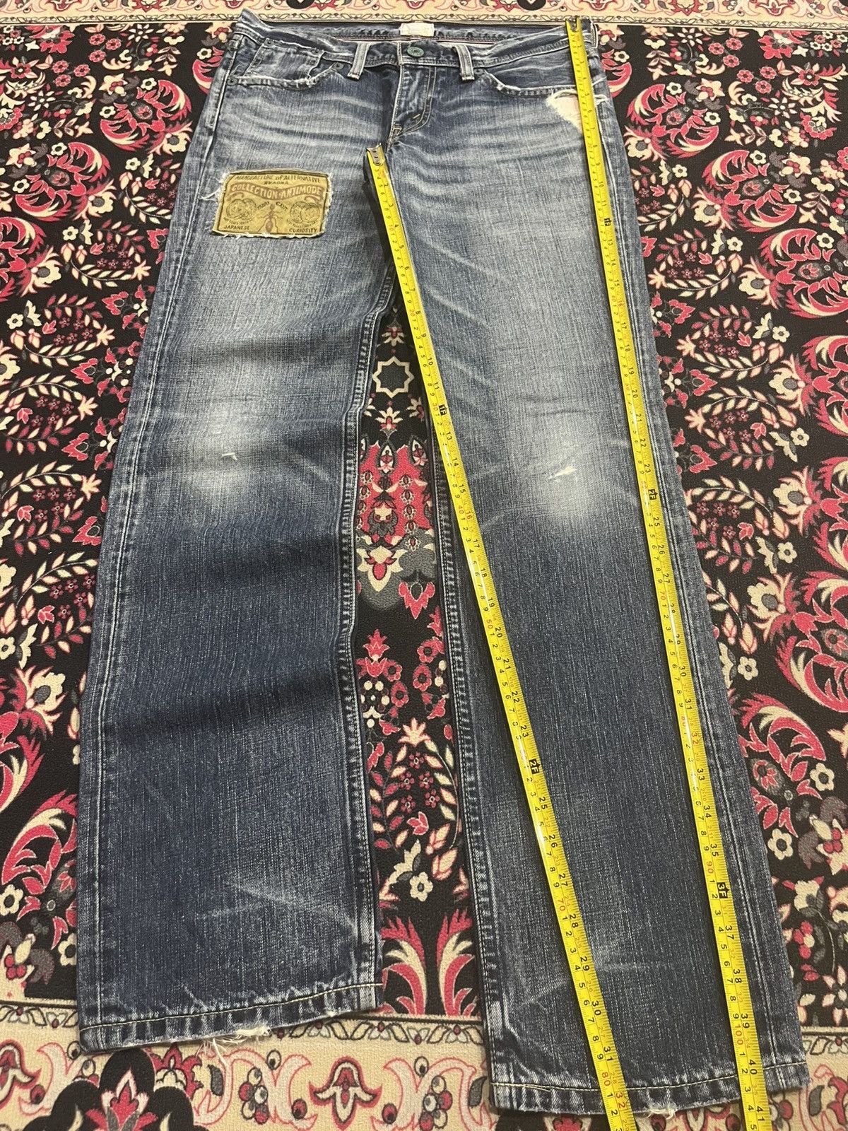 Levi's Vintage Levi’s Whisker Blue Faded Washed Patches Unisex Jean Size US 28 / EU 44 - 12 Thumbnail