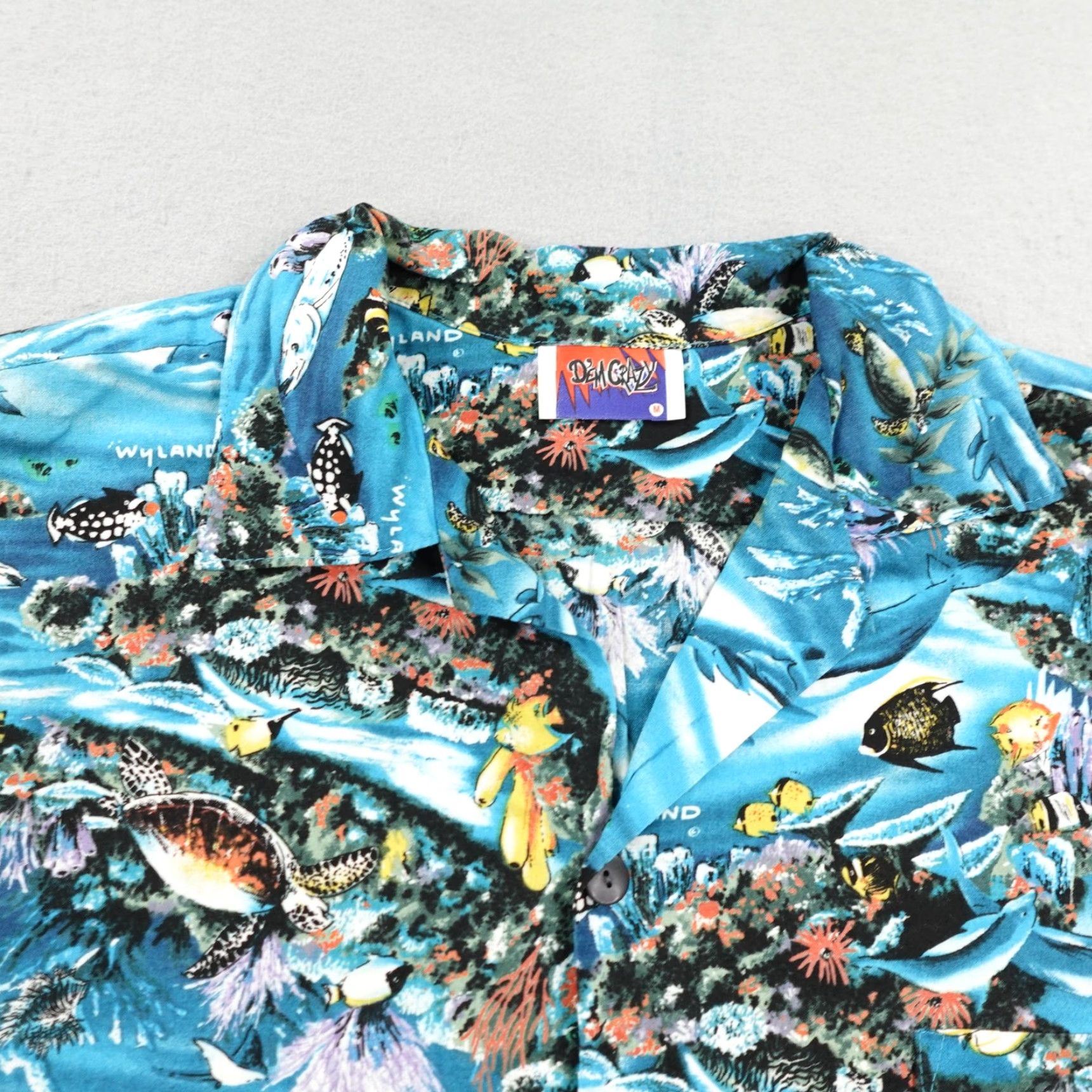 Vintage VINTAGE Dem Crazy Shirt Mens Medium Blue Hawaiian Ocean Sea Life Aloha Camp Fish Graphic Print Button-Up Short Sleeve Size US M / EU 48-50 / 2 - 2 Thumbnail