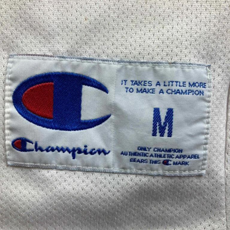 Champion Cleveland Caveliers LeBron James Champion EU NBA jersey M Size US M / EU 48-50 / 2 - 5 Thumbnail