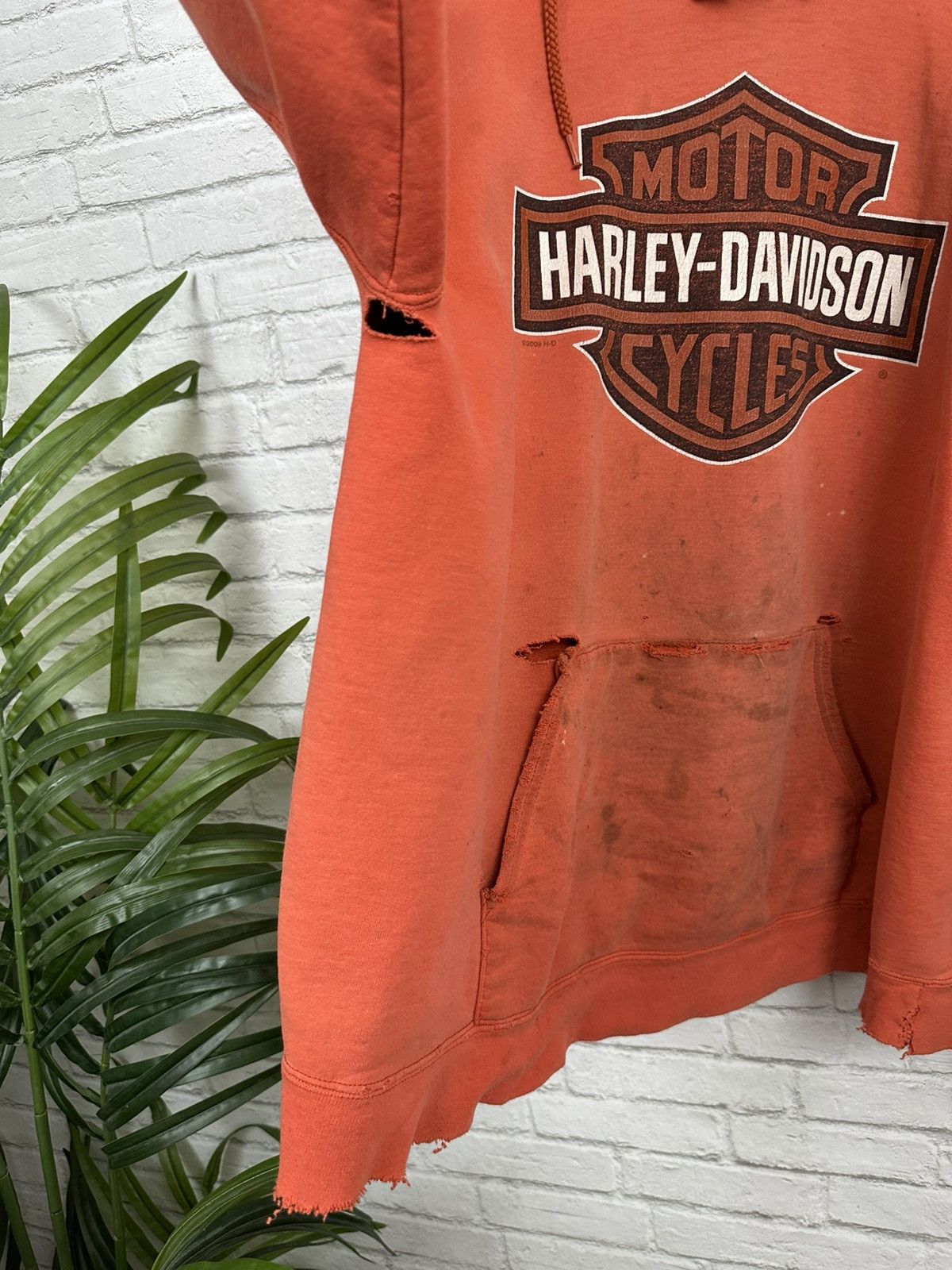 Harley Davidson (XL) ABSOLUTELY BLASTED OUT THRASHED Harley Davidson Hoodie Size US XL / EU 56 / 4 - 18 Thumbnail