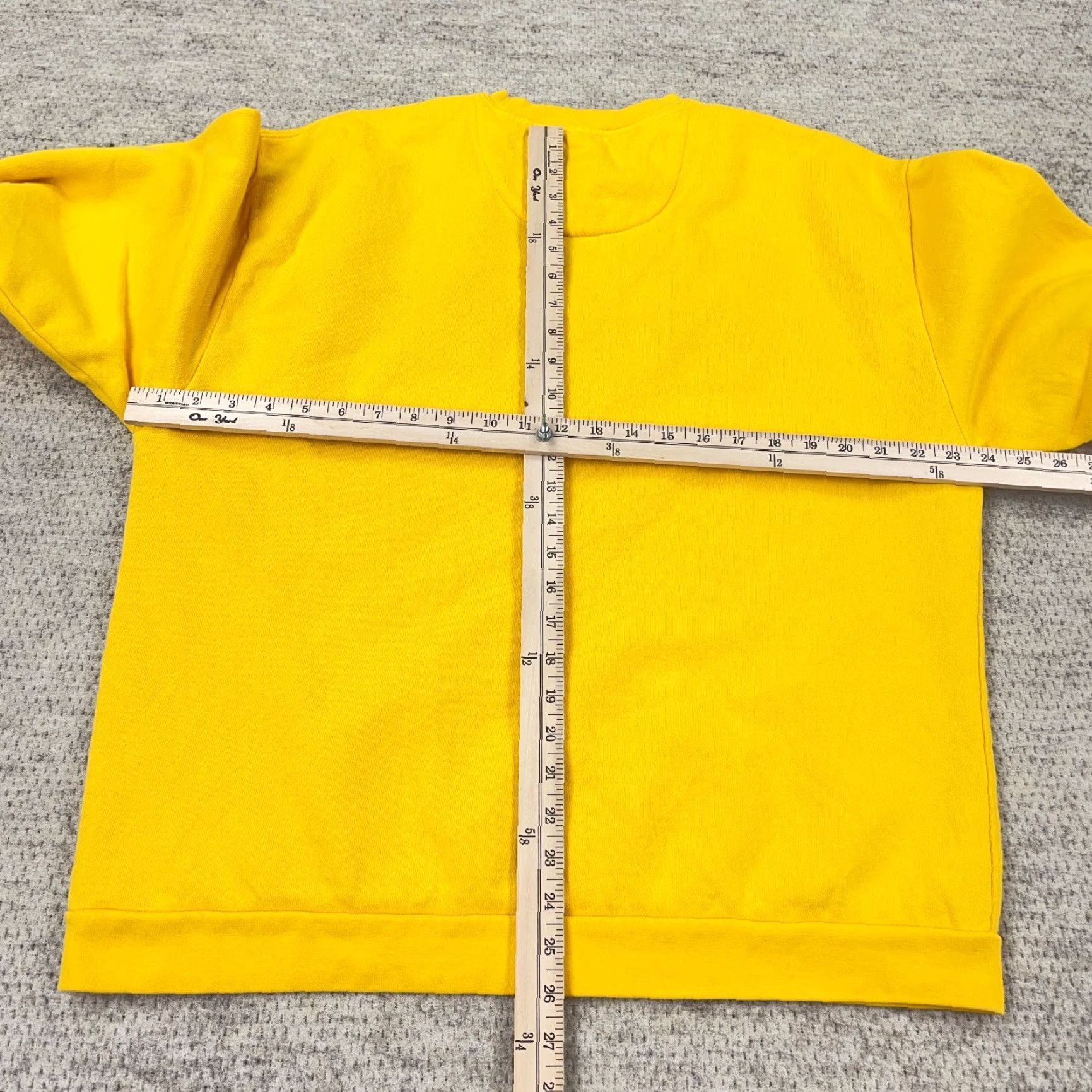 Chaps VINTAGE Chaps Ralph Lauren Sweatshirt Men L Yellow USA Flag Spell Out 90s Mens Sweatshirt Size US L / EU 52-54 / 3 - 7 Thumbnail