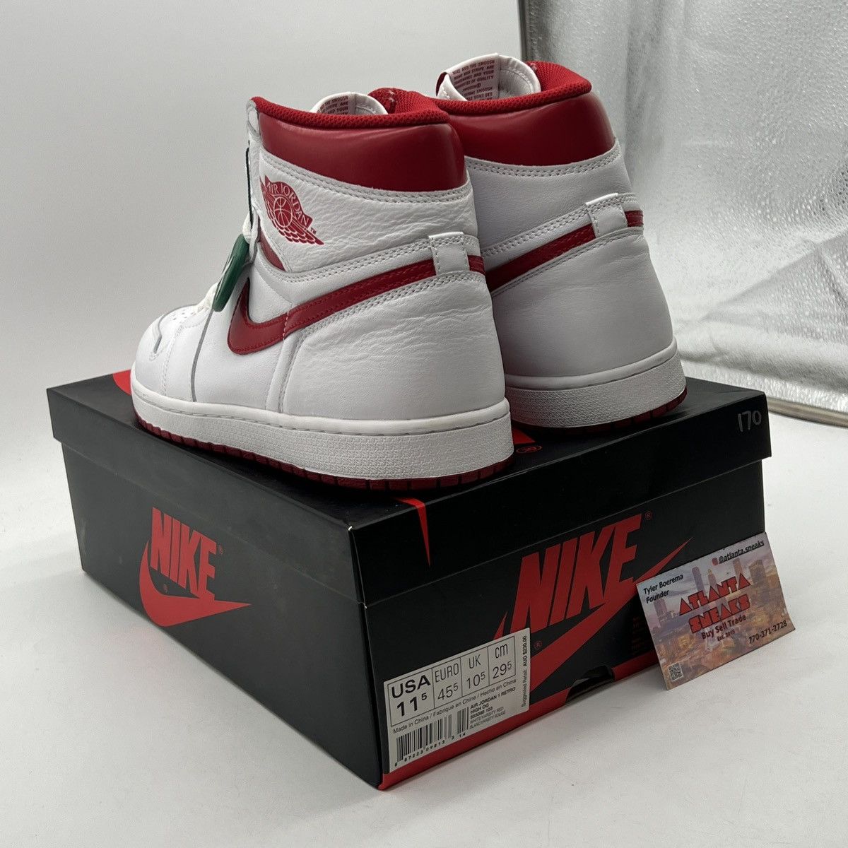 Nike Air Jordan 1 high metallic red Size US 11.5 / EU 44-45 - 4 Thumbnail