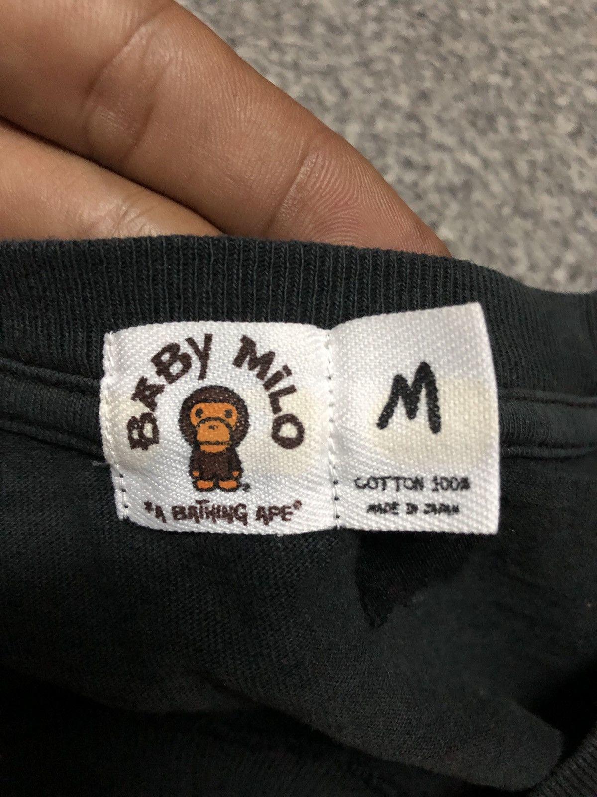 Bape × Kaws 🔥Vintage🔥Bape X Kaws Baby Milo Tshirt Size US M / EU 48-50 / 2 - 18 Thumbnail