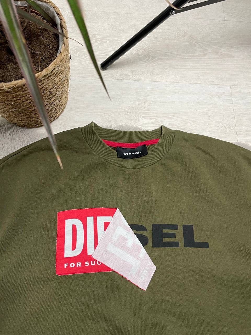 Diesel × Vintage Diesel Vntg Oversized Sweatshirt Big CENTER Logo Y2K Size US L / EU 52-54 / 3 - 4 Thumbnail