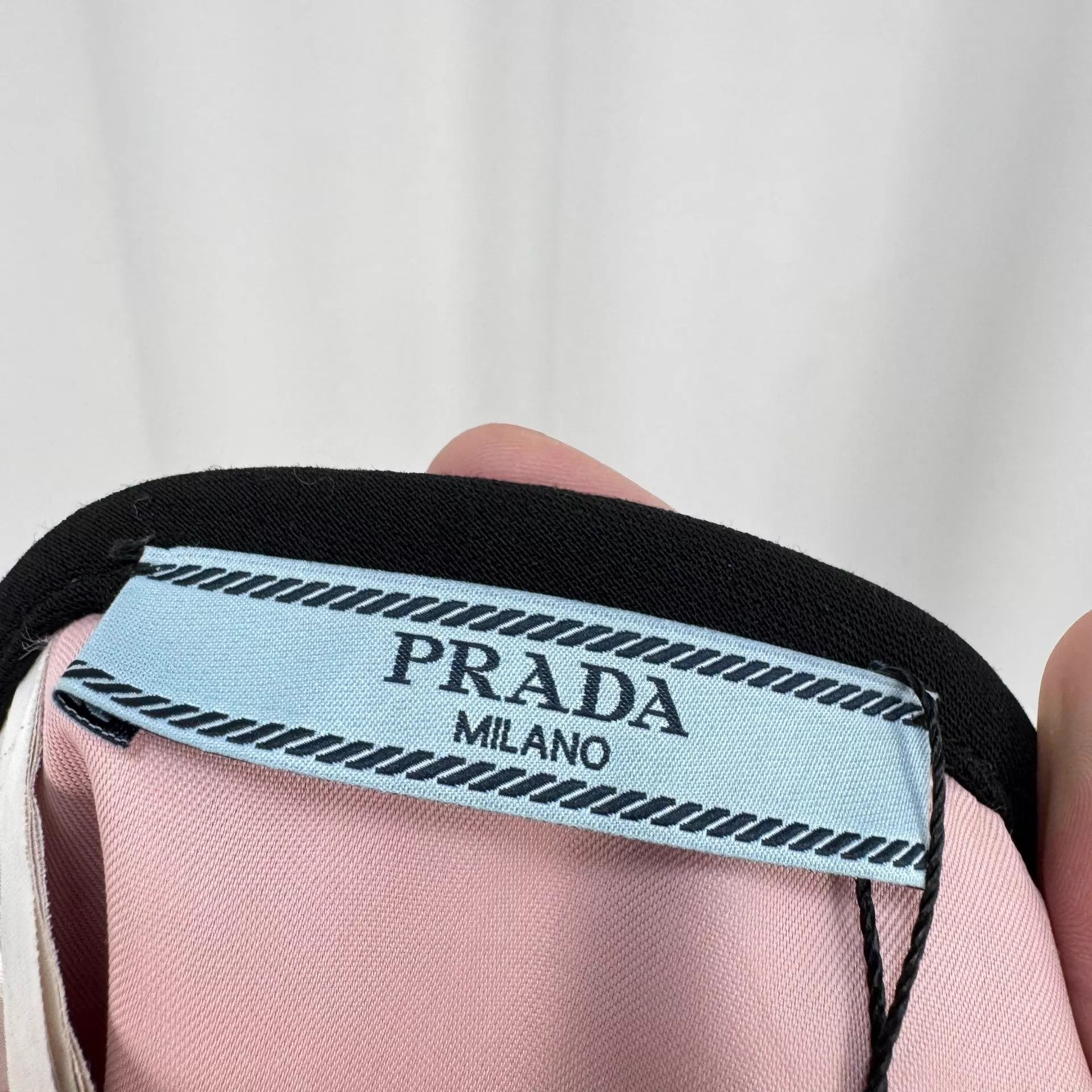 Prada Prada Women's Pink Wool Skirt 38 98 New Size 26" / US 2 / IT 38 - 6 Thumbnail