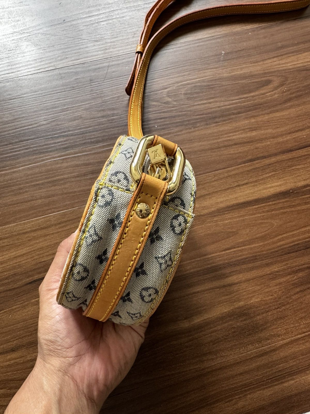 Louis Vuitton Louis Vuitton Blue Monogram Mini Lin Jeanne PM shoulder bag Size ONE SIZE - 3 Thumbnail