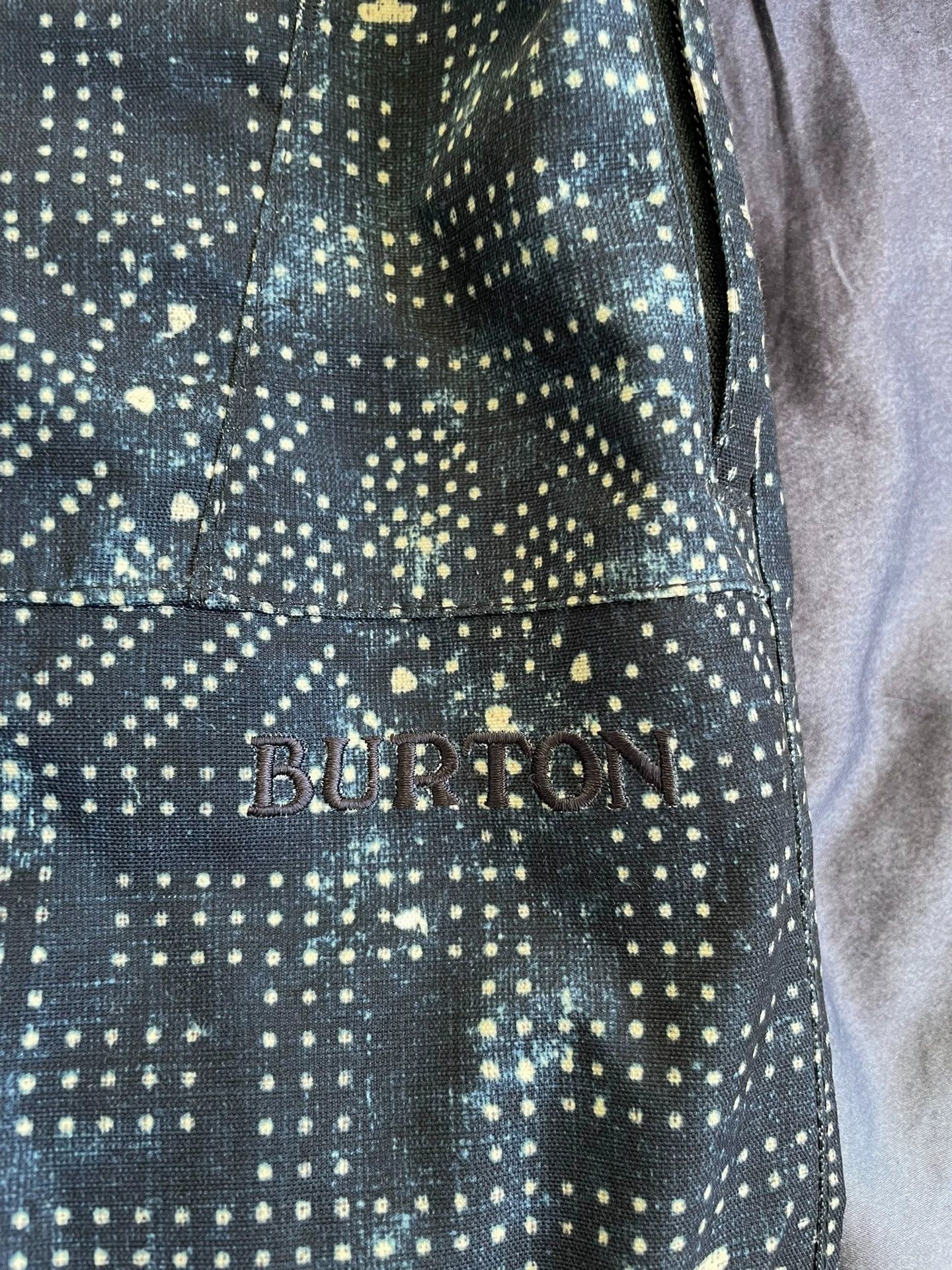 Burton BURTON Snow Jkt w/ Snow Gaiters, Distressed Print, S, New Size US S / EU 44-46 / 1 - 4 Thumbnail