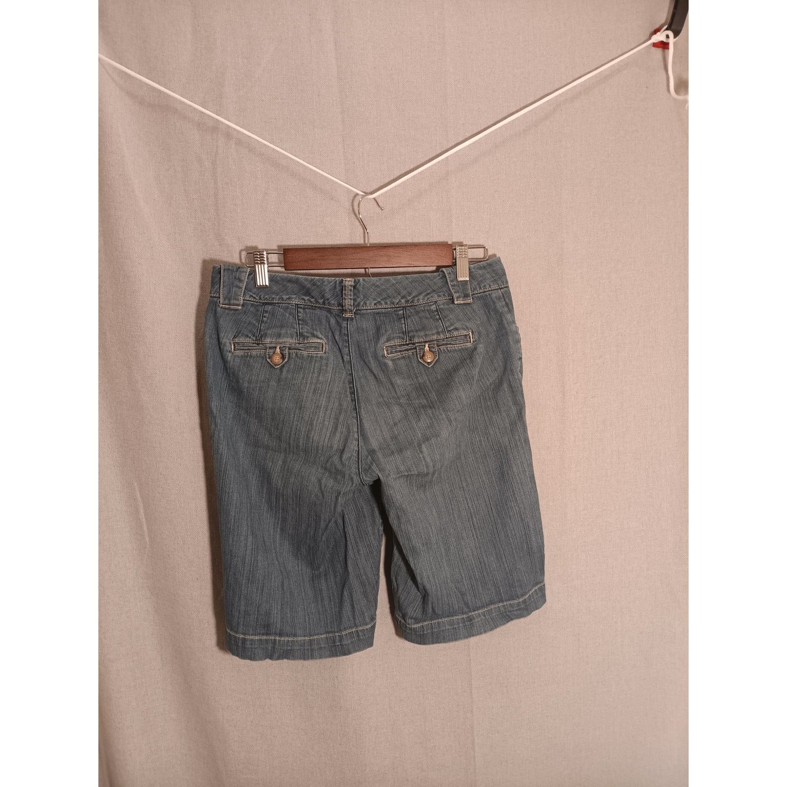 Eddie Bauer Eddie Bauer Jean Shorts Size 6 Size 28" / US 6 / IT 42 - 2 Thumbnail