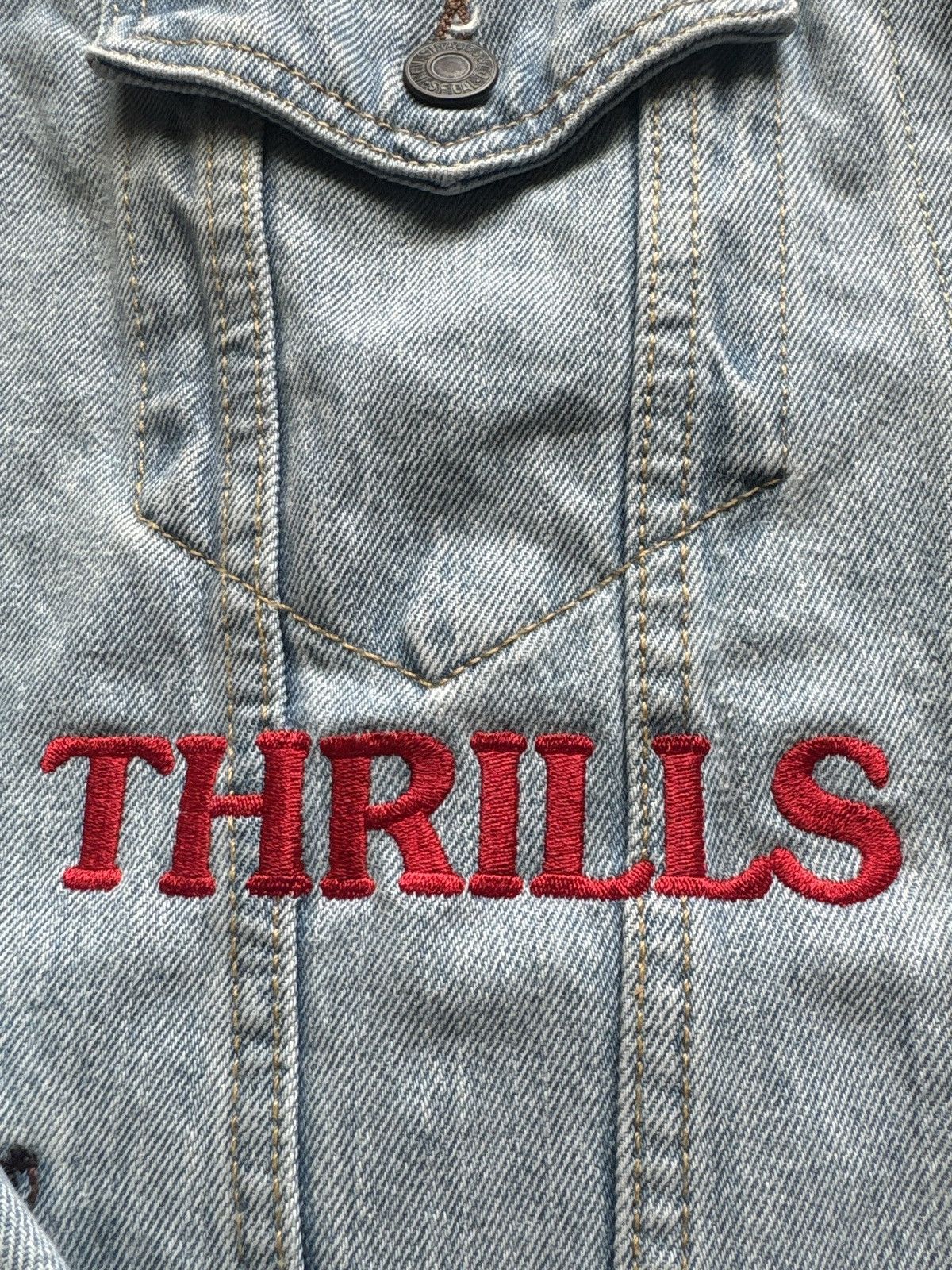 Travis Scott Travis Scott Astroworld Levi’s Denim Jacket Size US M / EU 48-50 / 2 - 9 Thumbnail