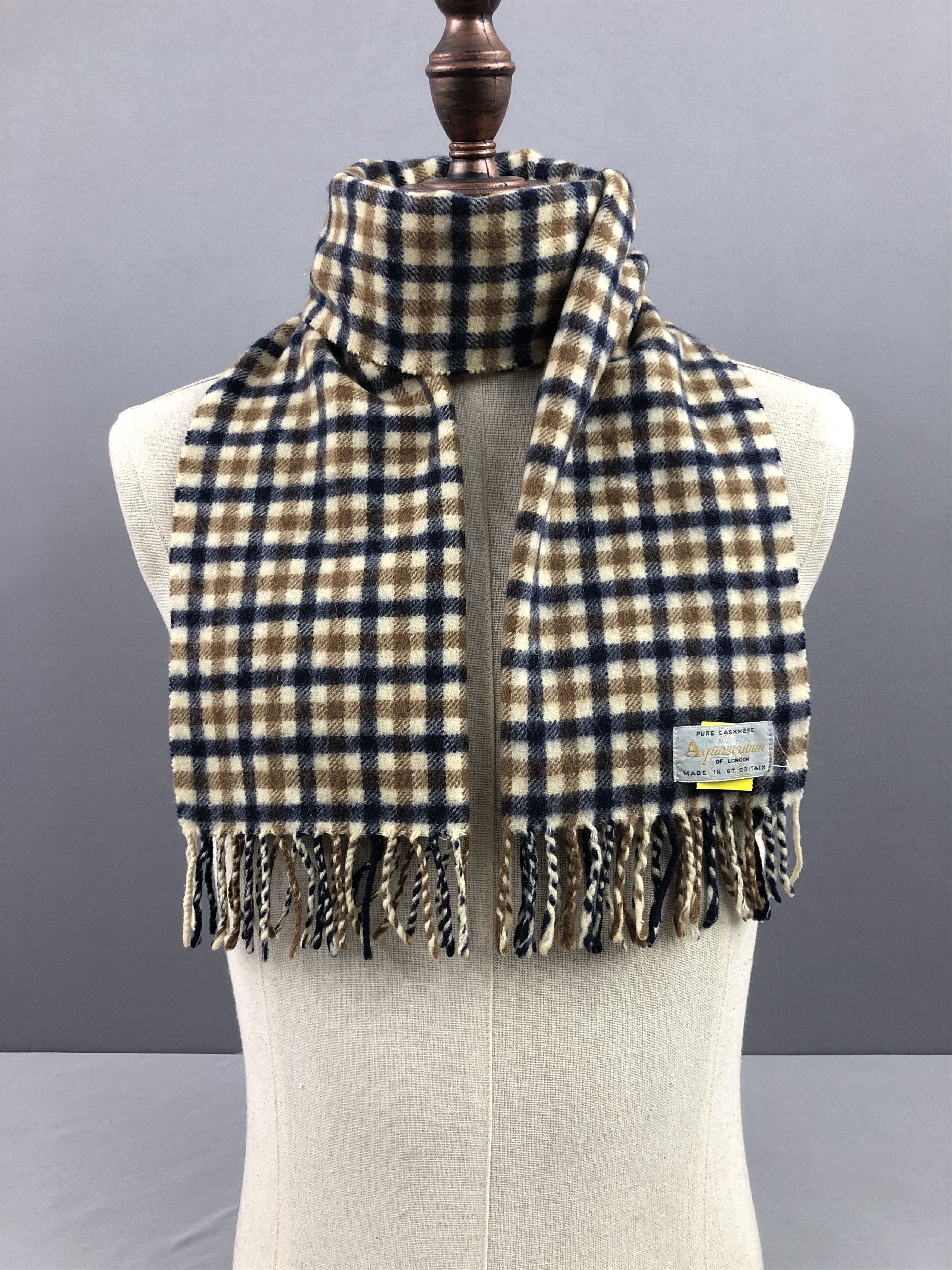 Aquascutum Vintage Aquascutum Cashmere Scarf / Muffler / Neckwear Size ONE SIZE - 1 Thumbnail