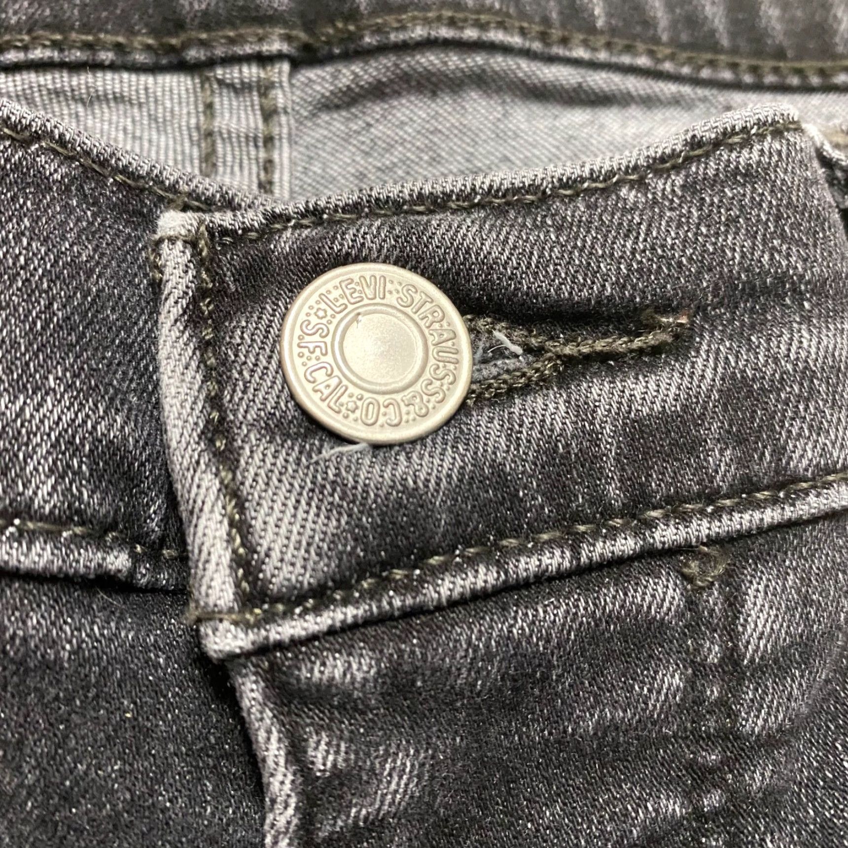 Levi's VINTAGE Levis Womens Jeans sz 31 Gray Dark Wash Denim Shaping Skinny Leg Mid Rise Size 24" / US 00 / IT 34 - 6 Thumbnail