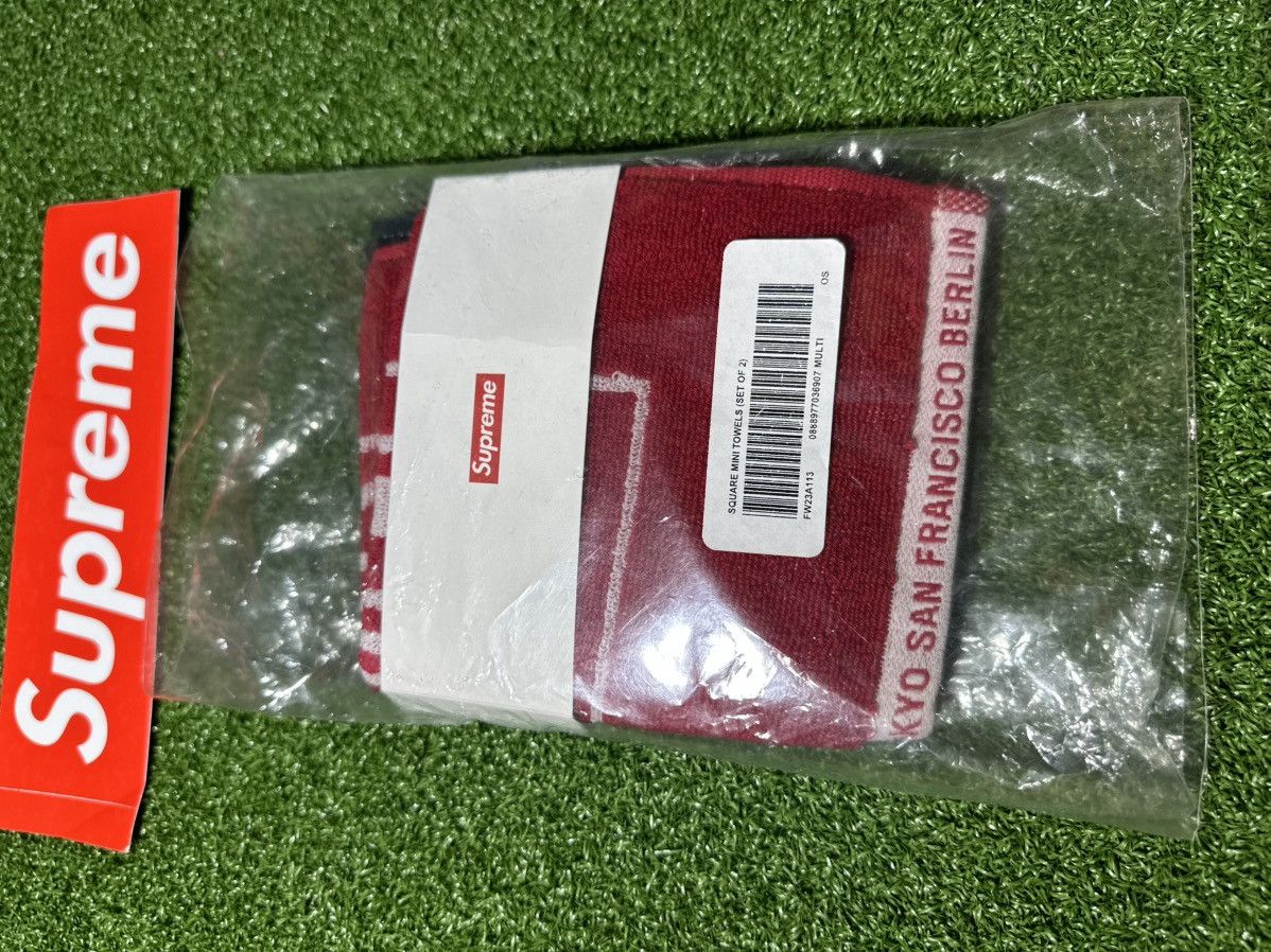 Supreme Supreme Square Mini Towels (Set of 2) Size ONE SIZE - 5 Thumbnail