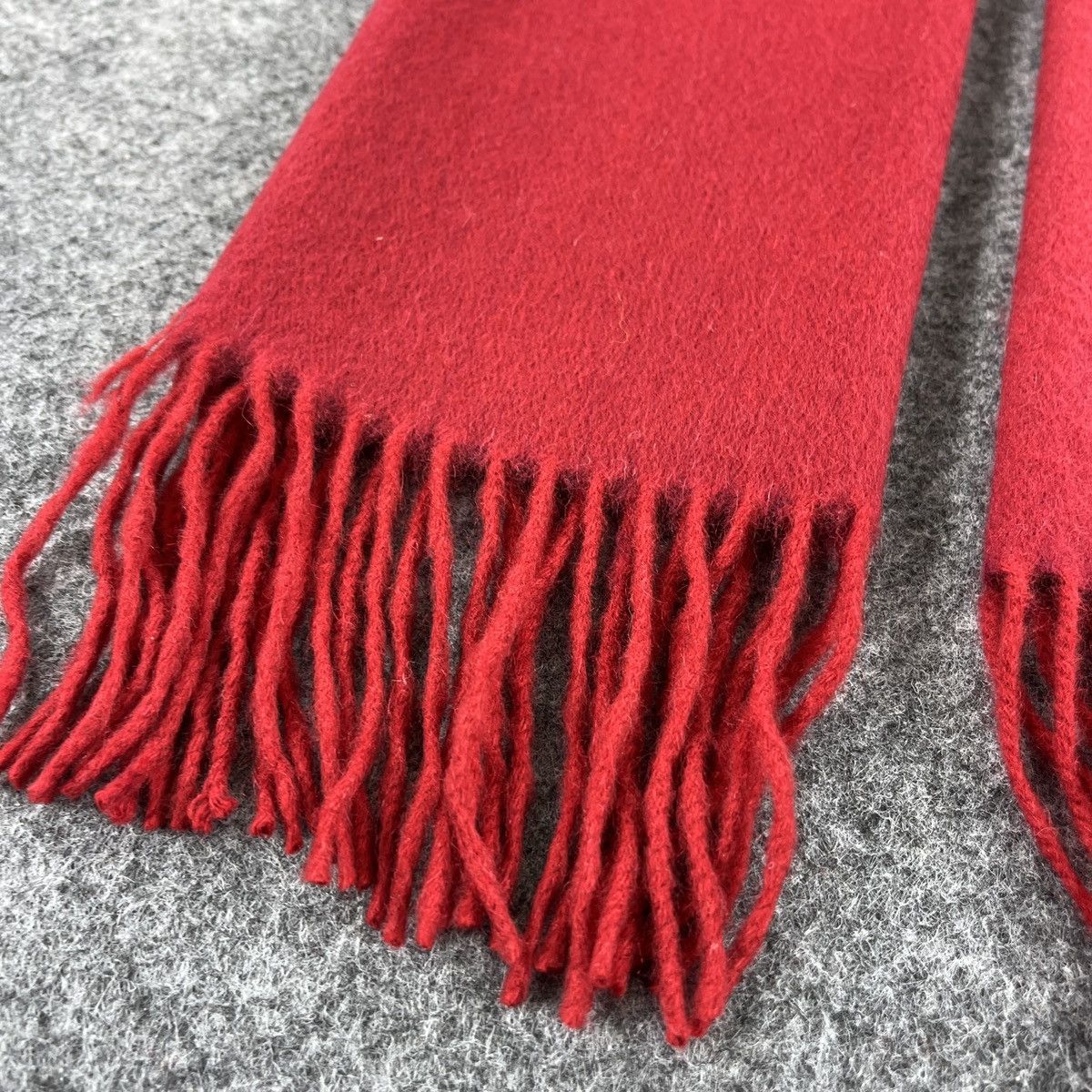 Vintage Vintage Givenchy Scarf / Muffler / Neckwear K027 Size ONE SIZE - 12 Thumbnail