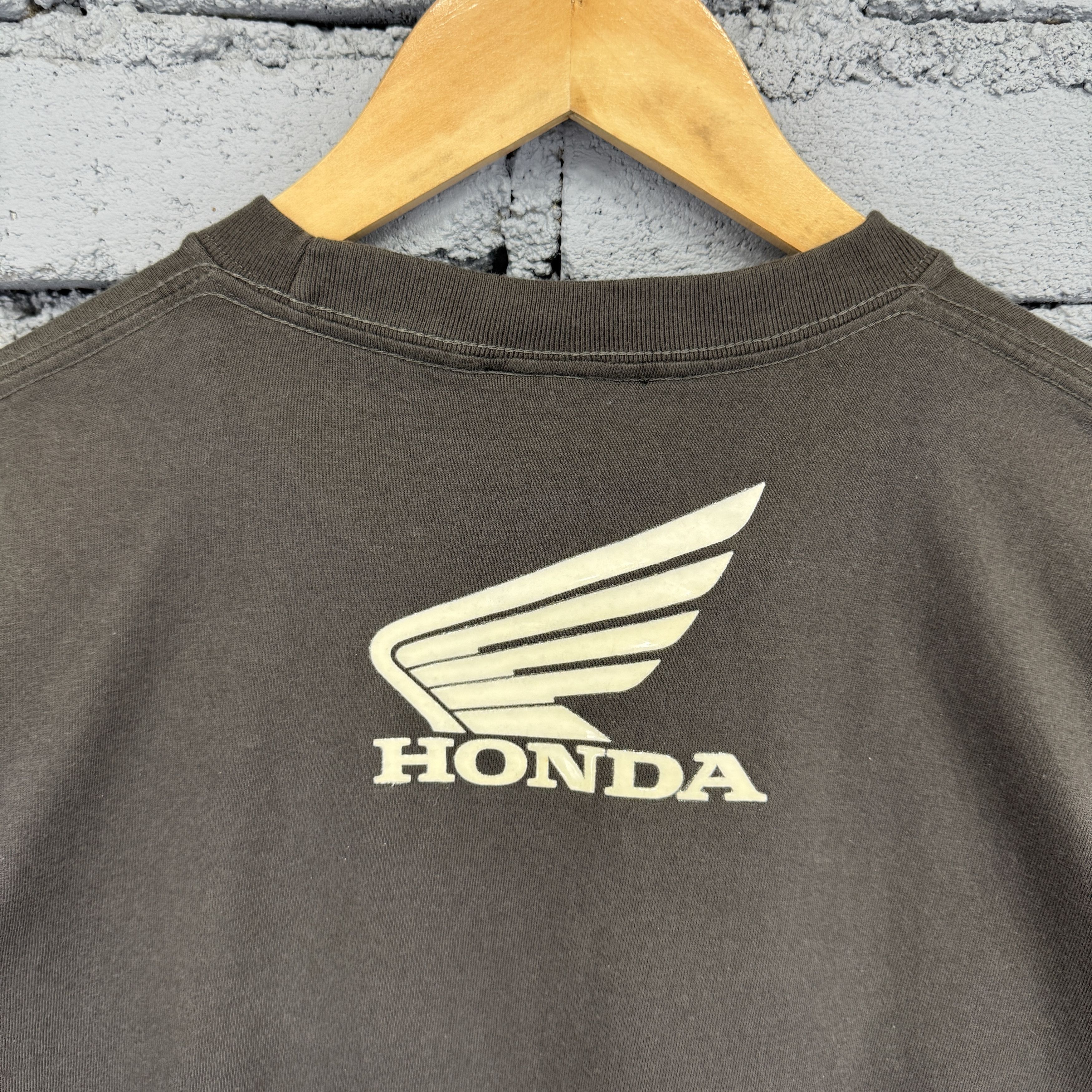 Honda Official Honda Wing Logo With Big Wing Backhit Logo Tshirt Size US M / EU 48-50 / 2 - 6 Thumbnail