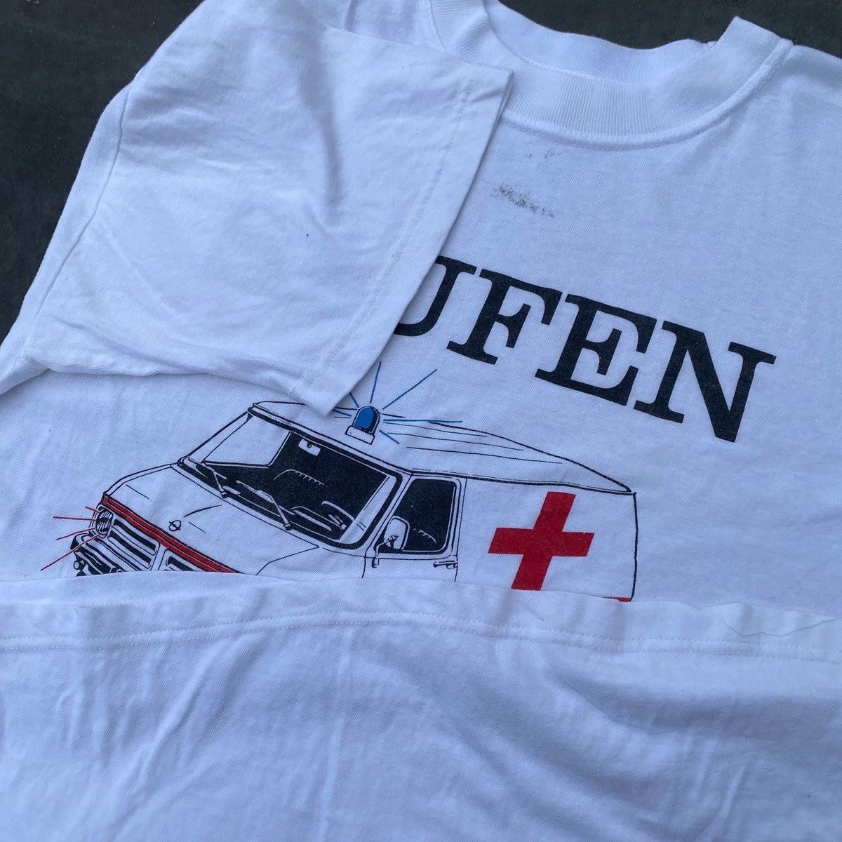 Vintage RARE ‼️ Ambulance Size US XXL / EU 58 / 5 - 4 Thumbnail