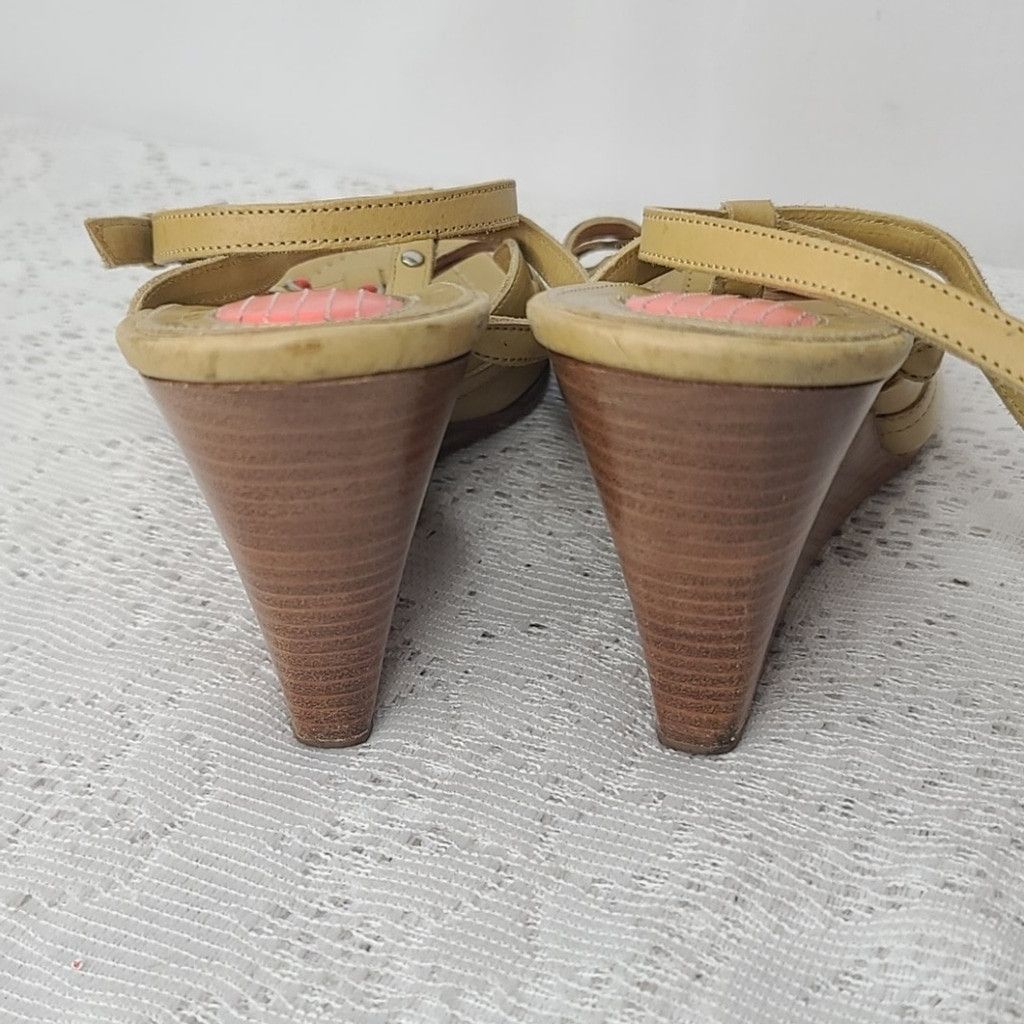 The Unbranded Brand Banfi Zambrelli strappy leather heeled wedges sz 7 Size US 7 / IT 37 - 6 Thumbnail