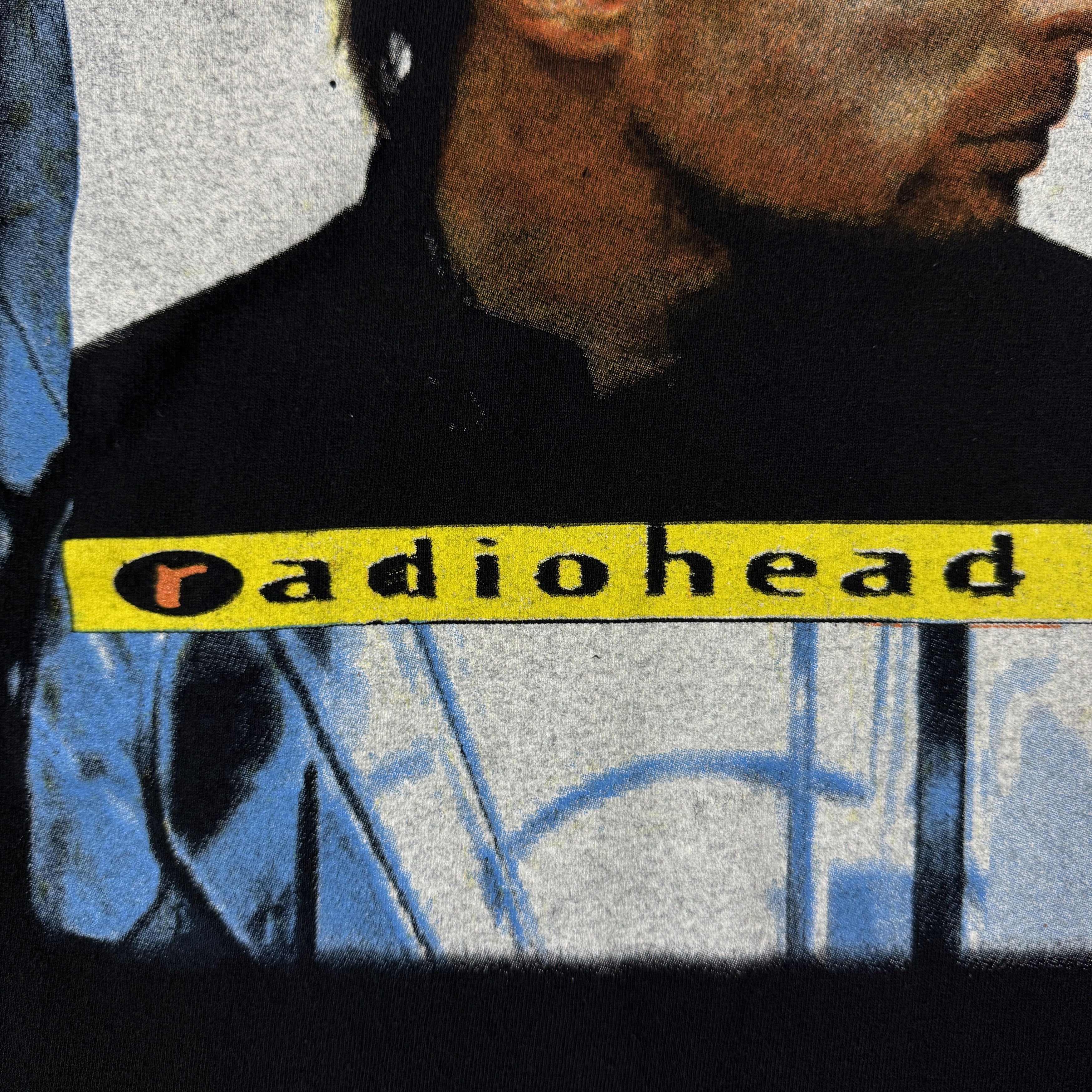 Band Tees Vintage 2003 Radiohead Tour Shirt Size US XL / EU 56 / 4 - 7 Thumbnail