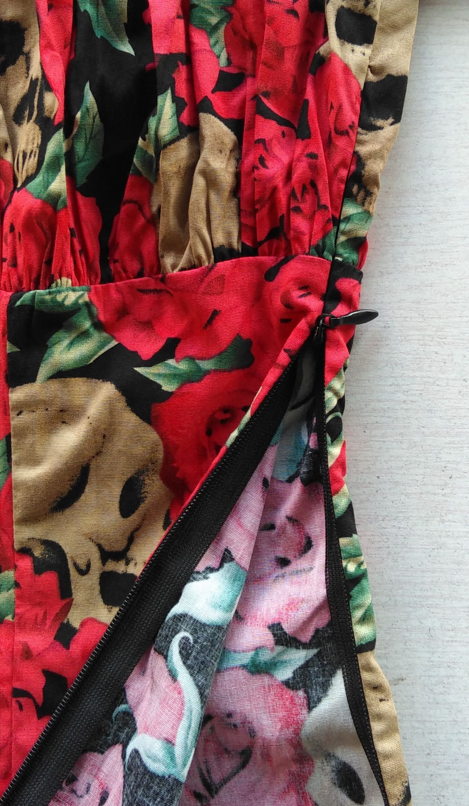 Other Skull rose print off shoulder slim fit women tops Size L / US 10 / IT 46 - 6 Thumbnail