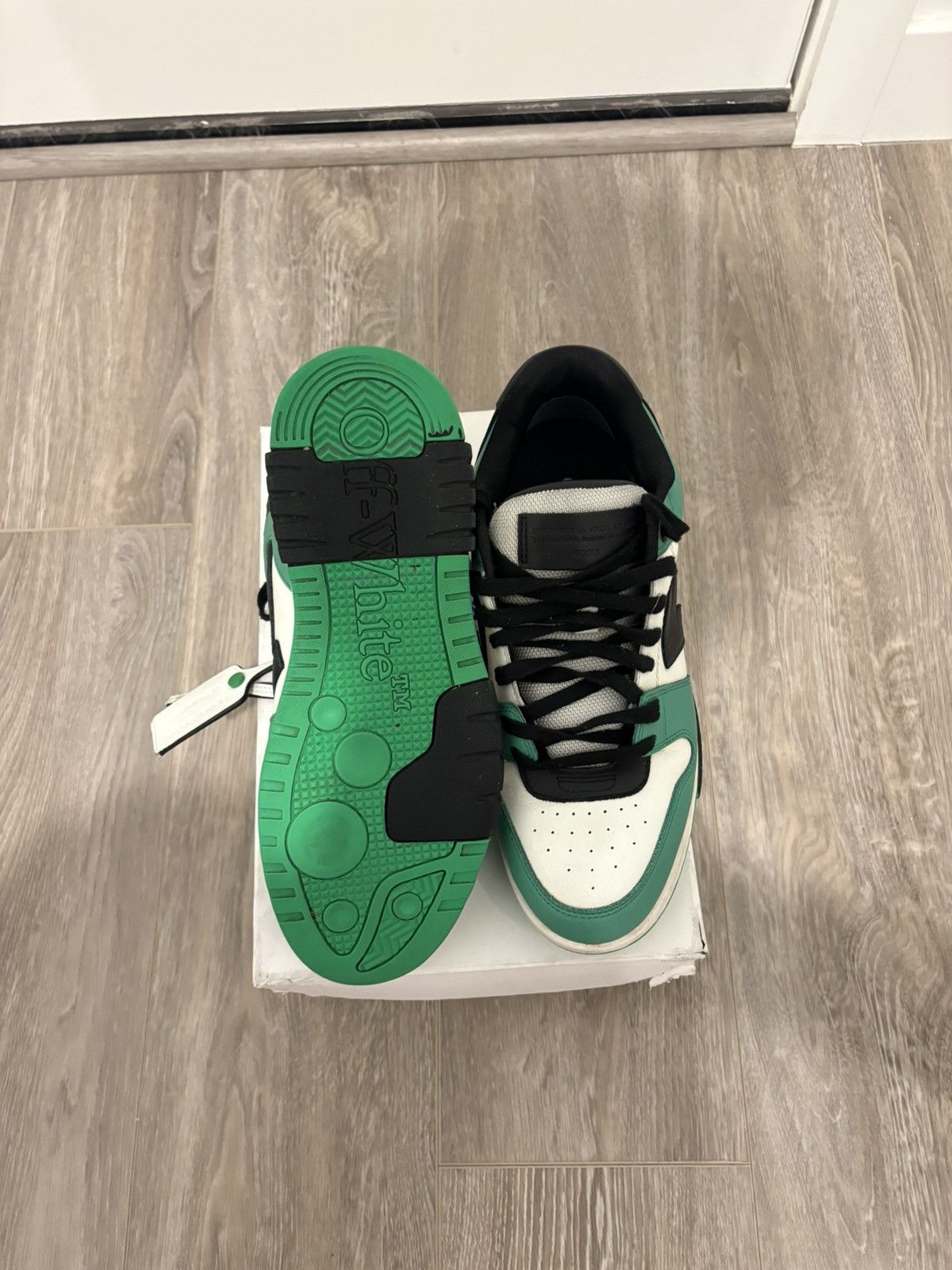 Off-White Off-White out of office Size US 9 / EU 42 - 4 Thumbnail