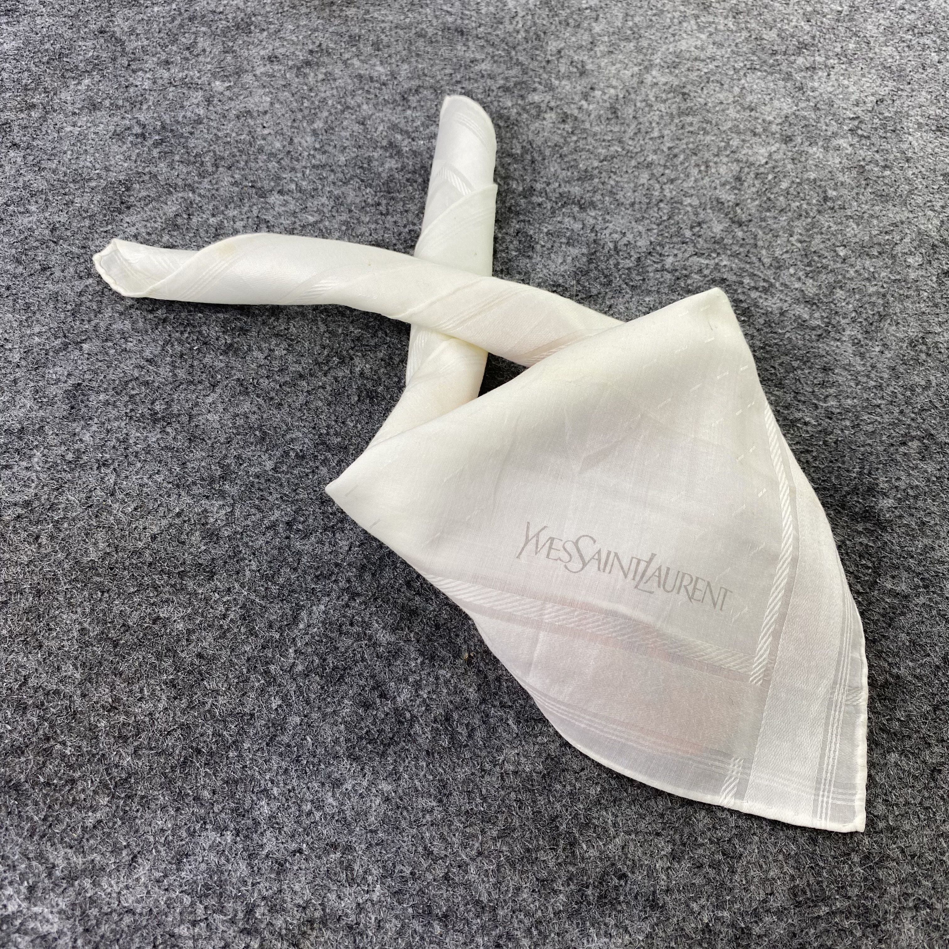 Designer Yves Saint Laurent Handkerchief / Bandana / Neckerch-B664ief Size ONE SIZE - 1 Thumbnail