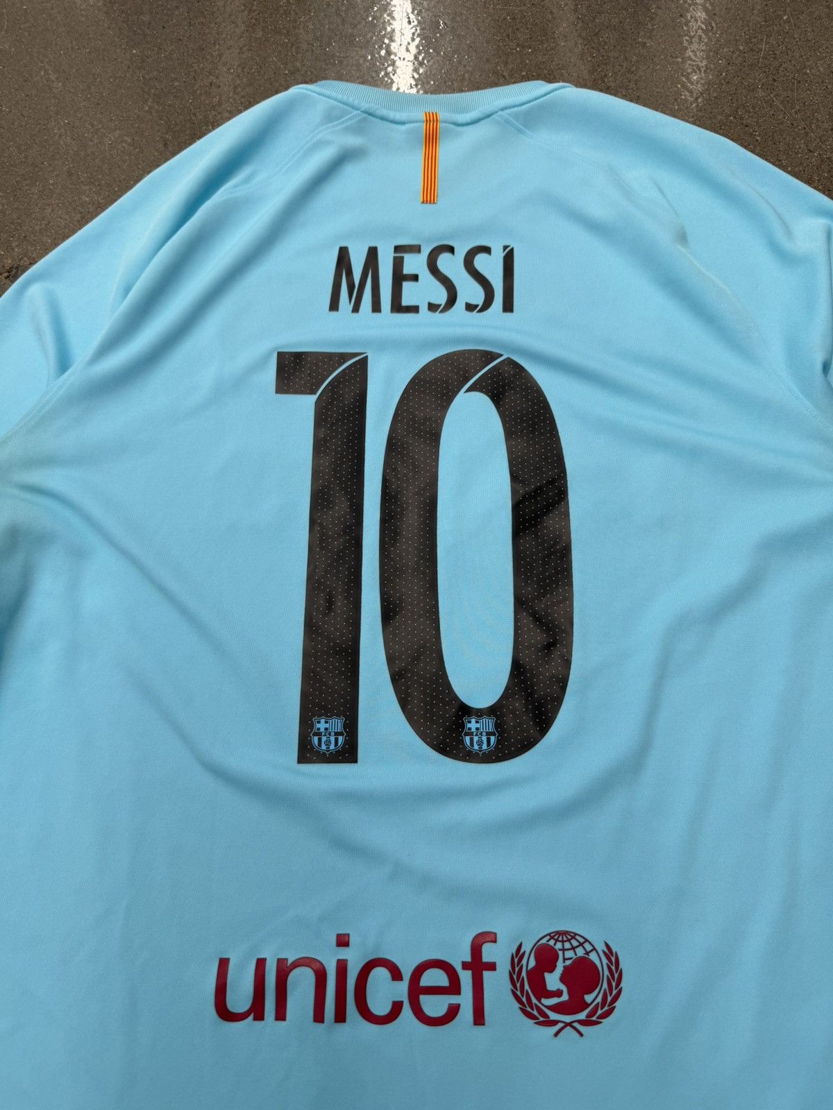 Nike 2017/18 Barcelona Away Jersey #10 Messi Size US L / EU 52-54 / 3 - 9 Thumbnail