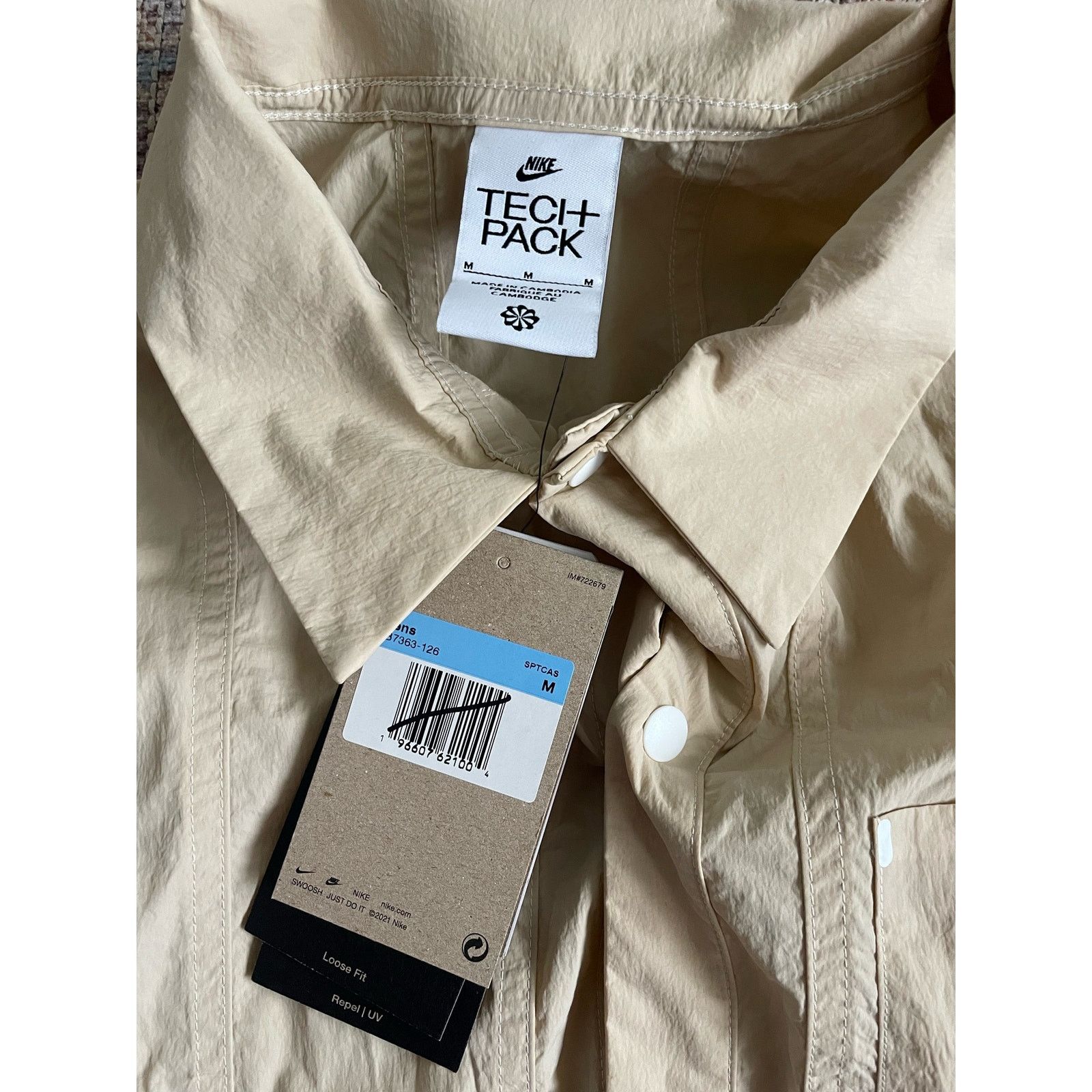 Nike NWT Tech Pack Men's Casual Button Up Shirt Tan Size Medium Size US M / EU 48-50 / 2 - 4 Thumbnail