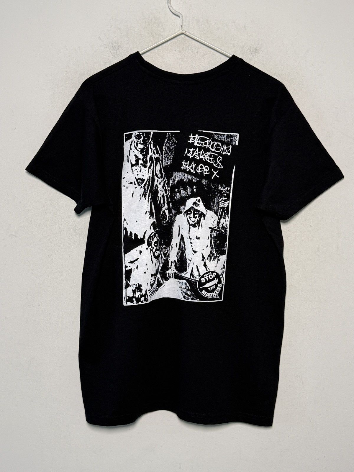 Band Tees Heroin Makes Happy band tee Size US M / EU 48-50 / 2 - 5 Thumbnail
