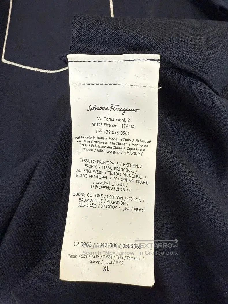 Vintage Ferragamo Men's Navy Collar Polo Shirt. Size US XL / EU 56 / 4 - 4 Thumbnail