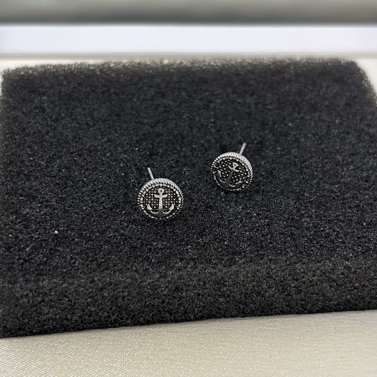 Other 8mm Small Anchor Stud Earrings for Men Women Hip Hop Unisex Size ONE SIZE - 2 Thumbnail