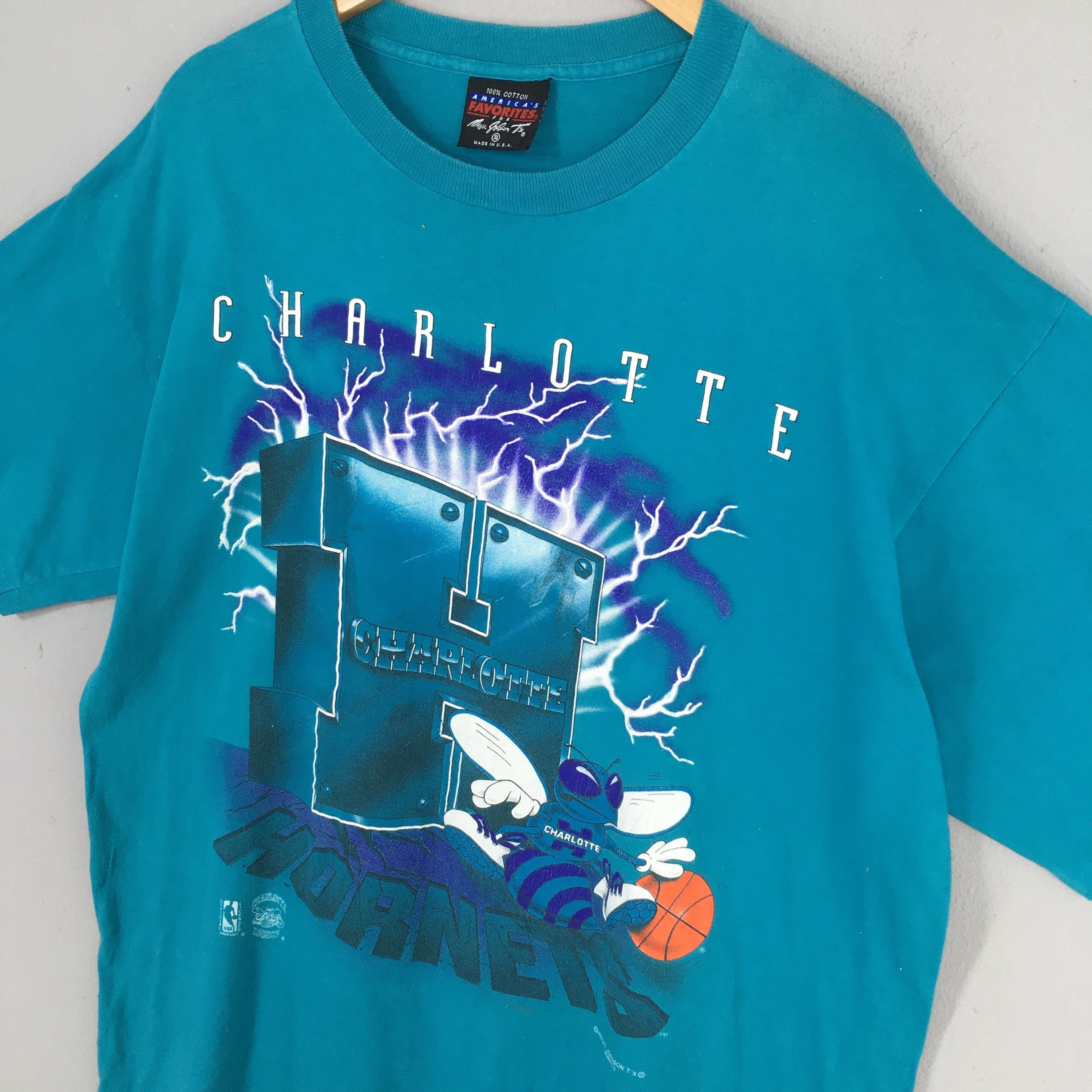 NBA × Vintage Vintage 90s Charlotte Hornets NBA Green T shirt XLarge Size US XL / EU 56 / 4 - 3 Thumbnail