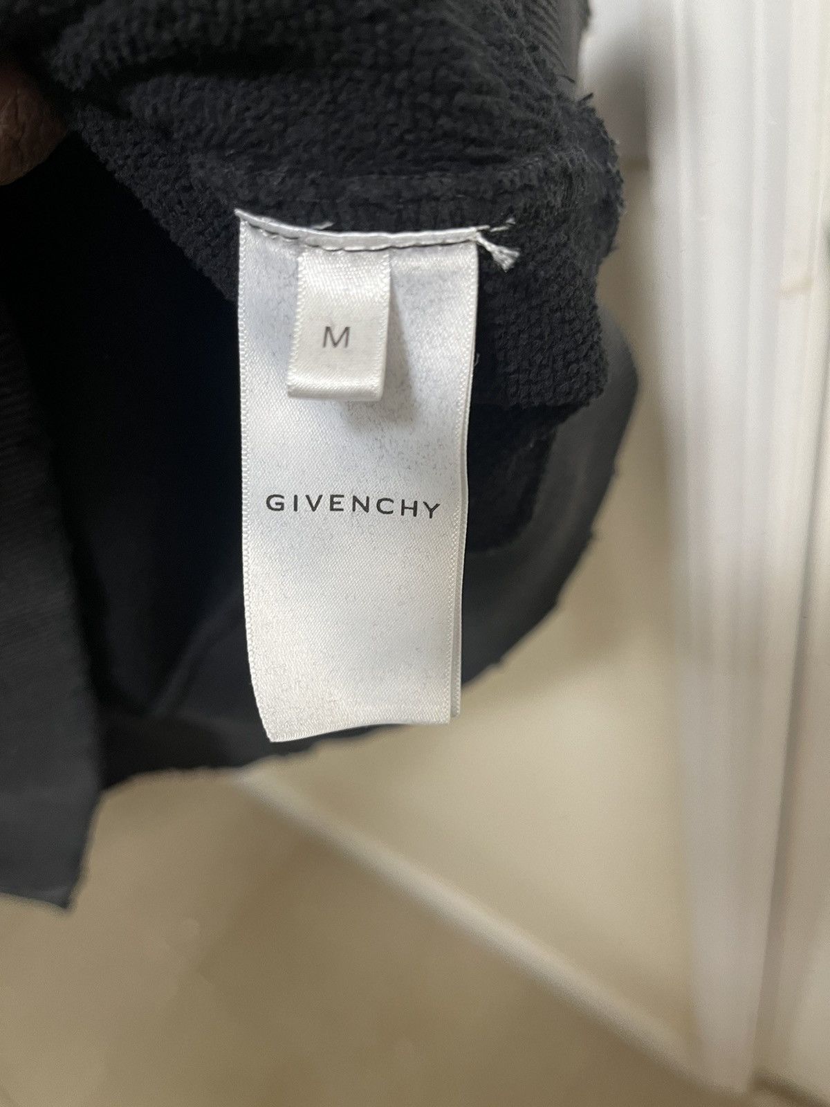Givenchy Givenchy Hoodie Sz M Size US M / EU 48-50 / 2 - 6 Thumbnail