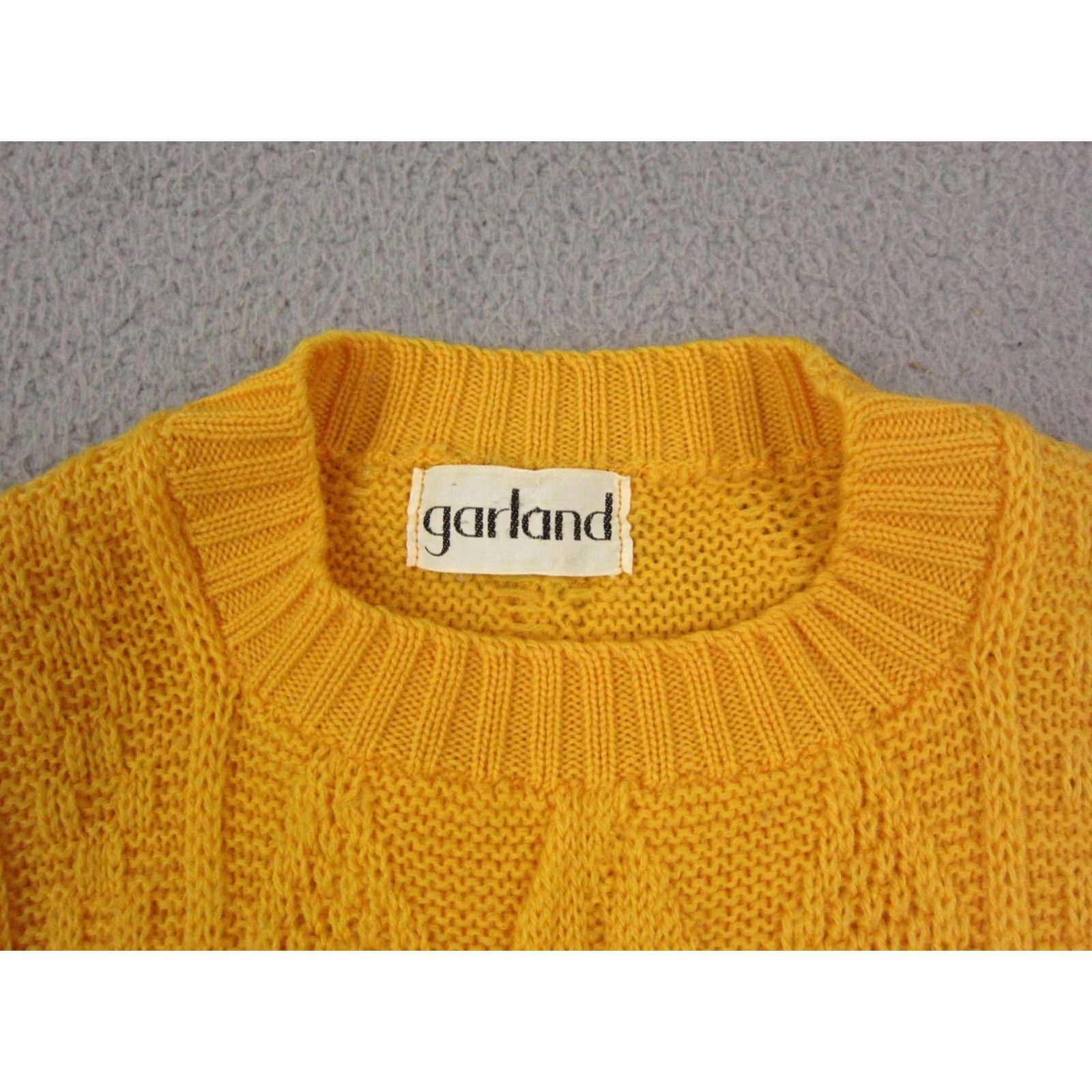 Vintage VINTAGE Garland Sweater Womens Small Gold Yellow Chunky Cable Knit 60s 70s Size S / US 4 / IT 40 - 3 Thumbnail