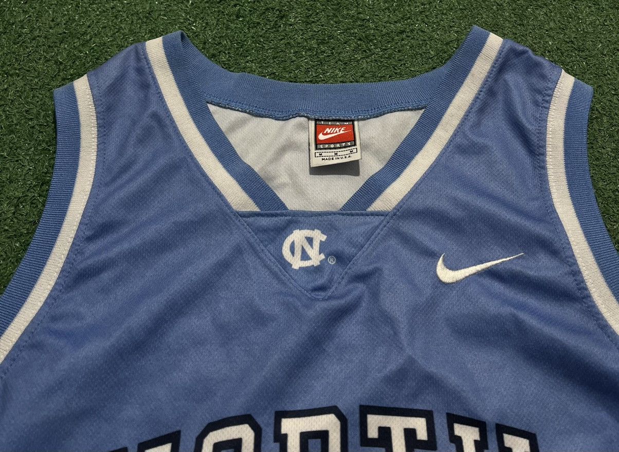 NBA × Nike × Vintage North Carolina Vintage Jersey NBA Nike Size US M / EU 48-50 / 2 - 4 Thumbnail