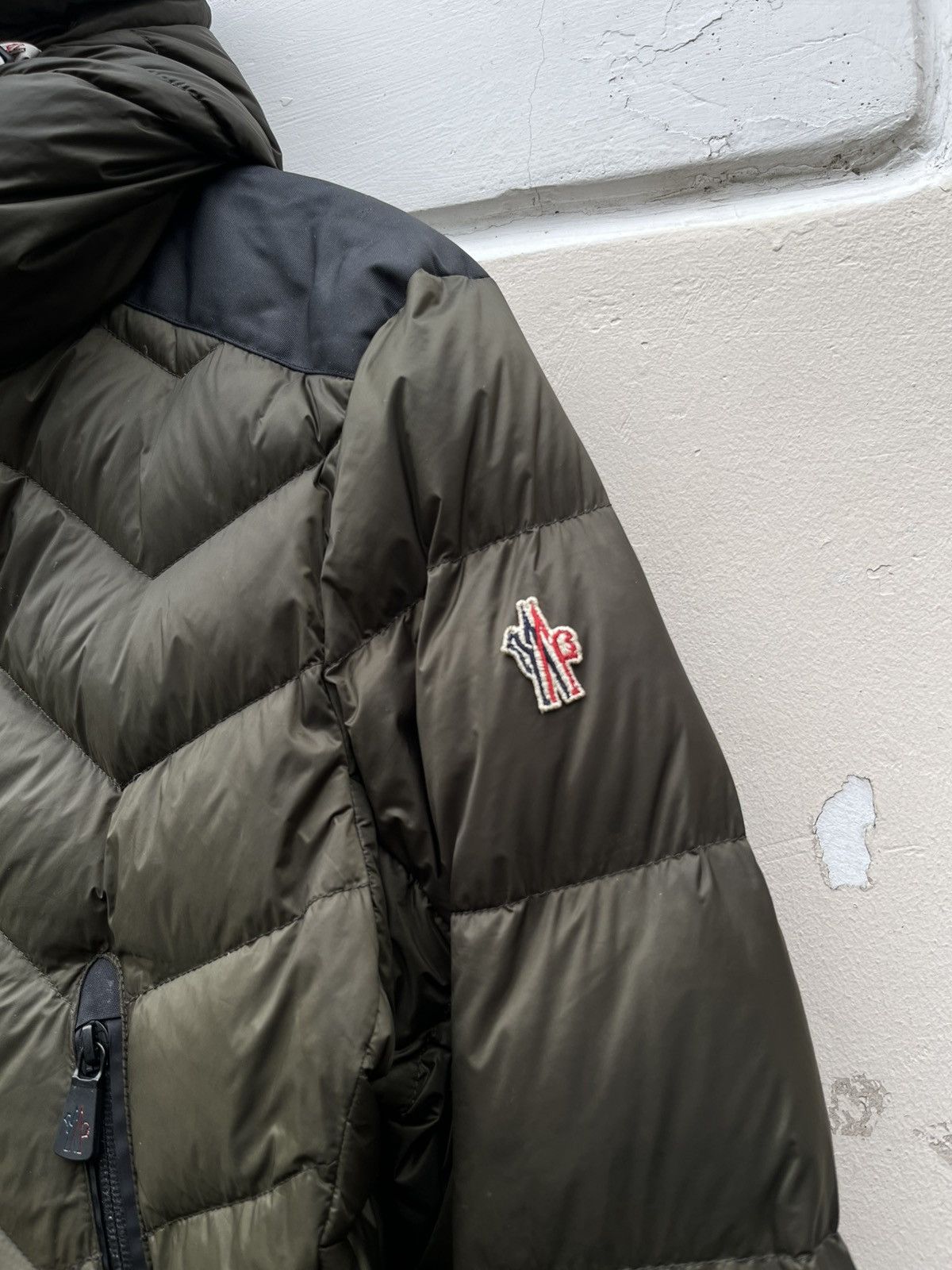 Moncler × Moncler Grenoble MONCLER GRENOBLE BRIVE GUIBOTTO DOWN JACKET Size US L / EU 52-54 / 3 - 8 Thumbnail
