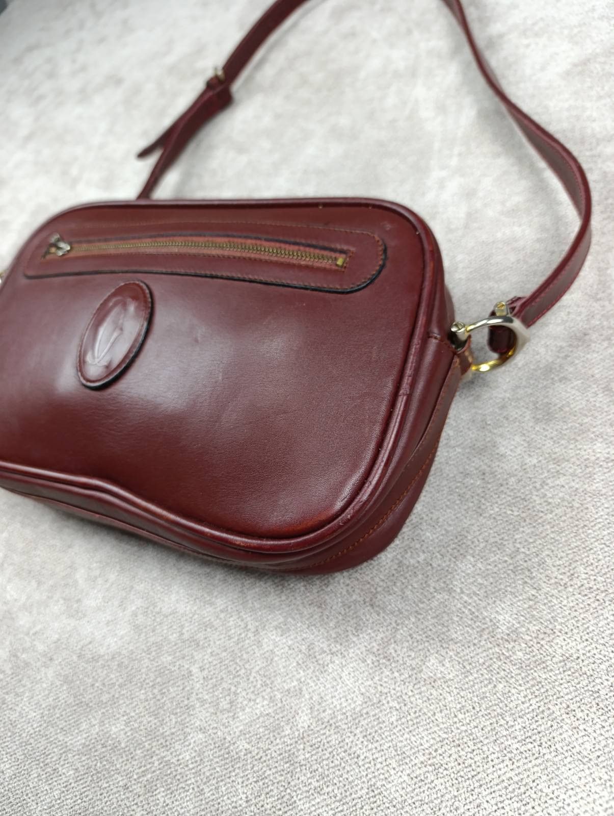 Cartier CARTIER BORDEAUX LEATHER SHOULDER BAG VINTAGE DESIGN UNISEX Size ONE SIZE - 5 Thumbnail