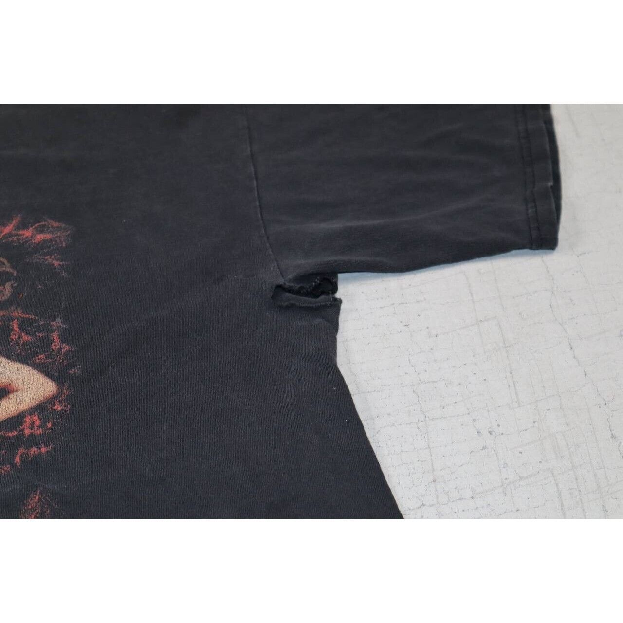 Gildan Vintage 2004 EVIL DEAD Ladies of the Evil Dead T Shirt XL Size US XL / EU 56 / 4 - 9 Thumbnail
