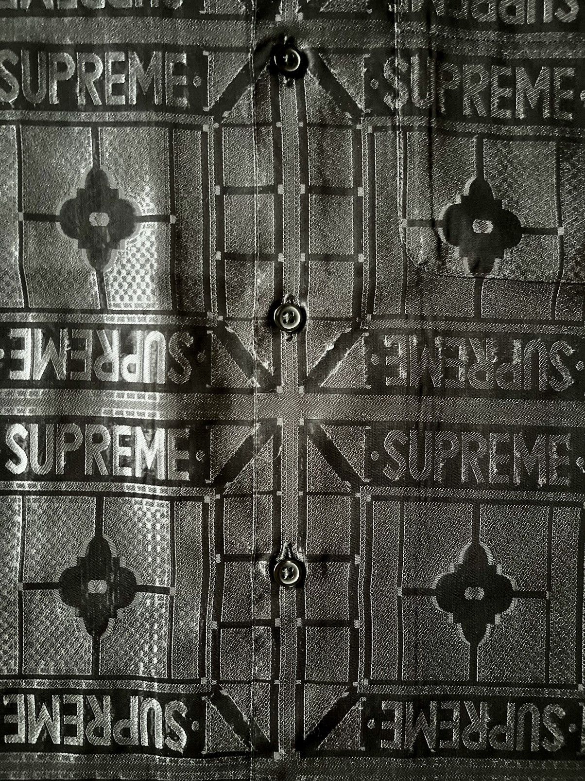 Supreme SUPREME TRAY JACQUARD S/S SHIRT BLACK Size US L / EU 52-54 / 3 - 5 Thumbnail