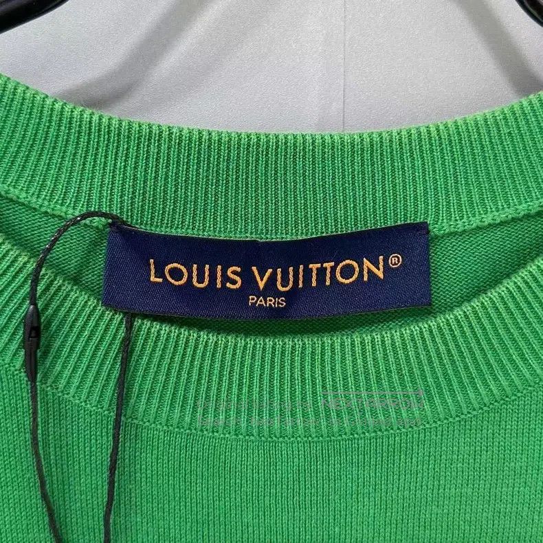 Louis Vuitton Louis Vuitton Green knit presbyopic jacquard short sleeve Size US S / EU 44-46 / 1 - 4 Thumbnail