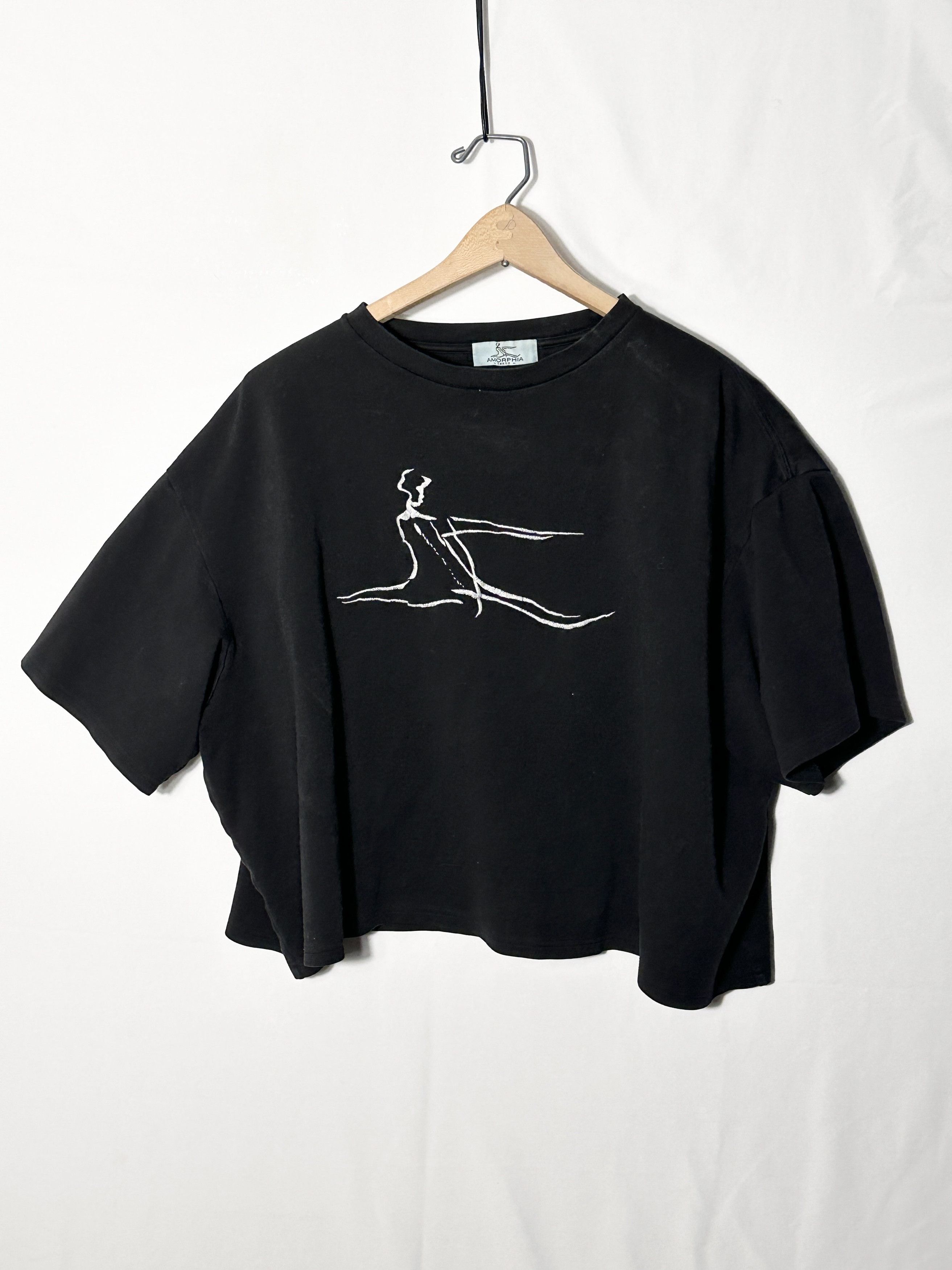 Japanese Brand Amorphia Logo XL Black Crop Top Size US L / EU 52-54 / 3 - 1 Thumbnail