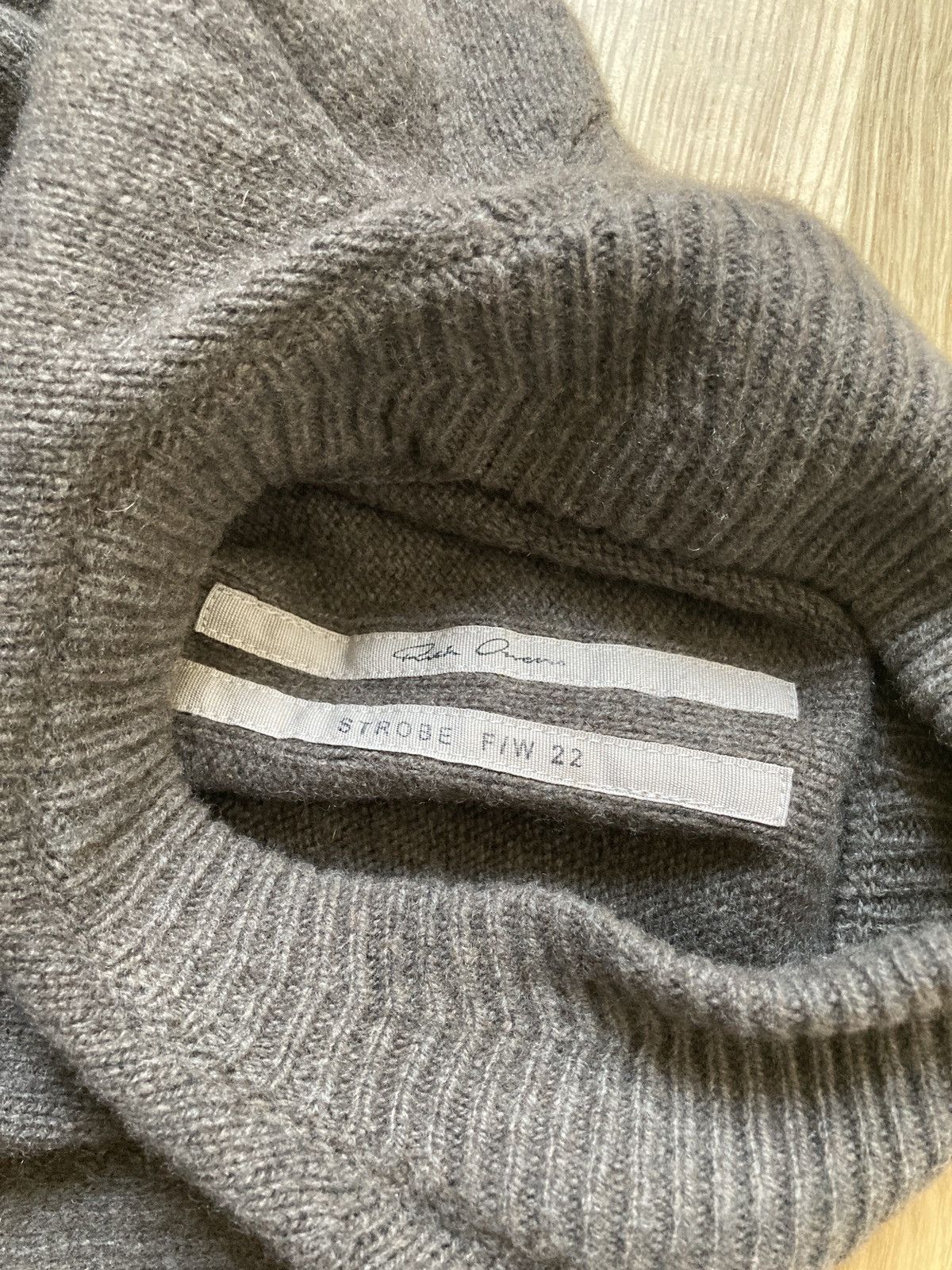 Rick Owens F/W 22 "STROBE" Cashmere Tec Runway Knit Rick Owens Size US M / EU 48-50 / 2 - 14 Thumbnail