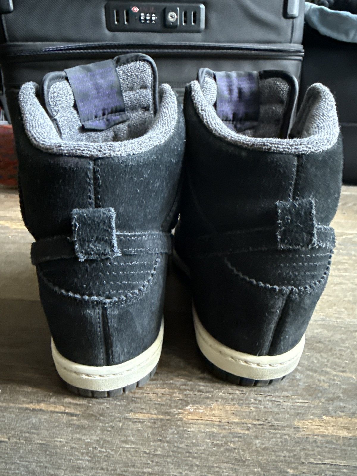 Nike 2012 Black Suede Nike Sky High Dunks 7.5 Size US 7.5 / IT 37.5 - 4 Thumbnail