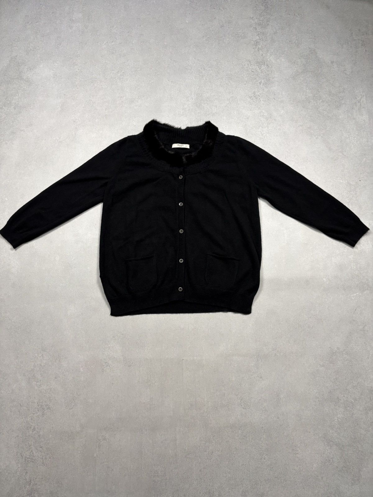 Prada Prada Milano Cashmere Cardigan Mink Fur Collar Black Size 46 Size L / US 10 / IT 46 - 2 Thumbnail