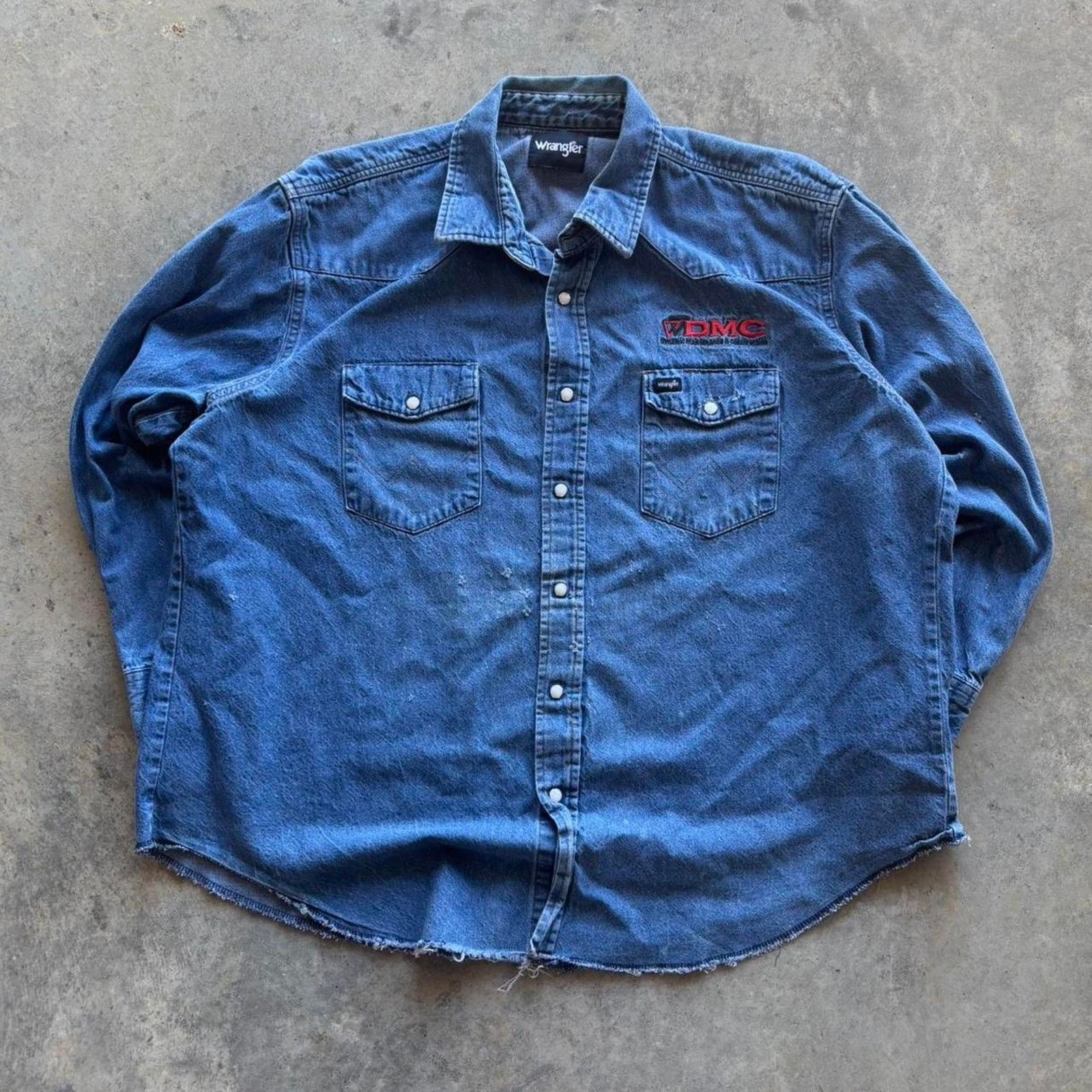 Carhartt × Vintage × Wrangler 90s Wrangler Western Denim Distressed Pearl Snap Button Up Size US XL / EU 56 / 4 - 1 Thumbnail