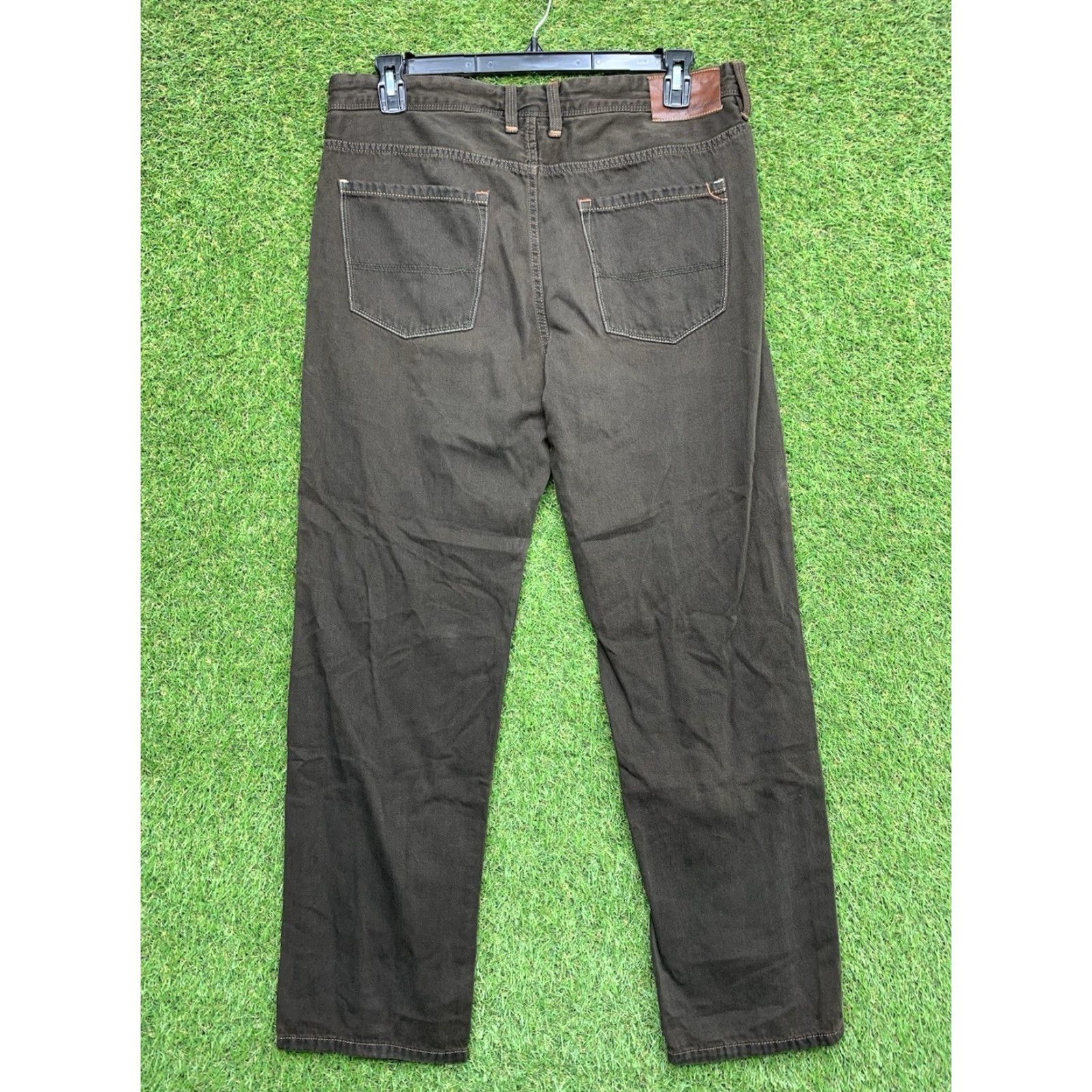 Tommy Bahama Tommy Bahama Pants Mens 36x30 Brown Standard Fit Relaxed Straight Leg Flat Front Size US 36 / EU 52 - 2 Thumbnail