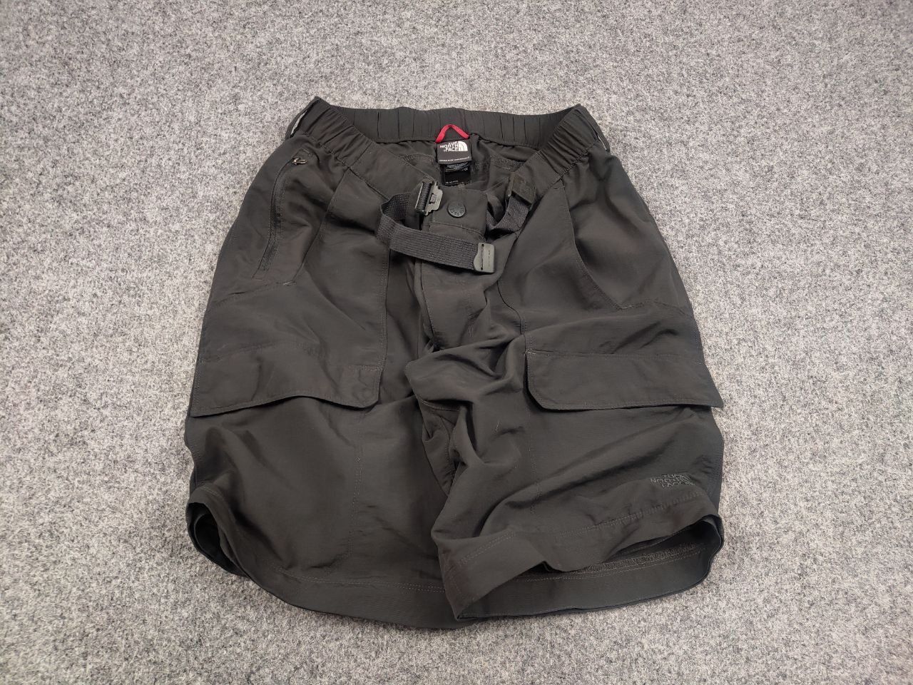 The North Face Vintage The North Face Gray Nylon Cargo Belt Short Y2K Style Size US 32 / EU 48 - 3 Thumbnail